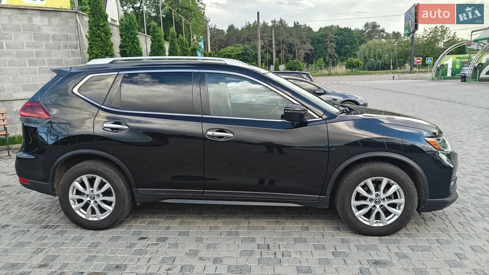 2018 Nissan Rogue - мініатюра 3
