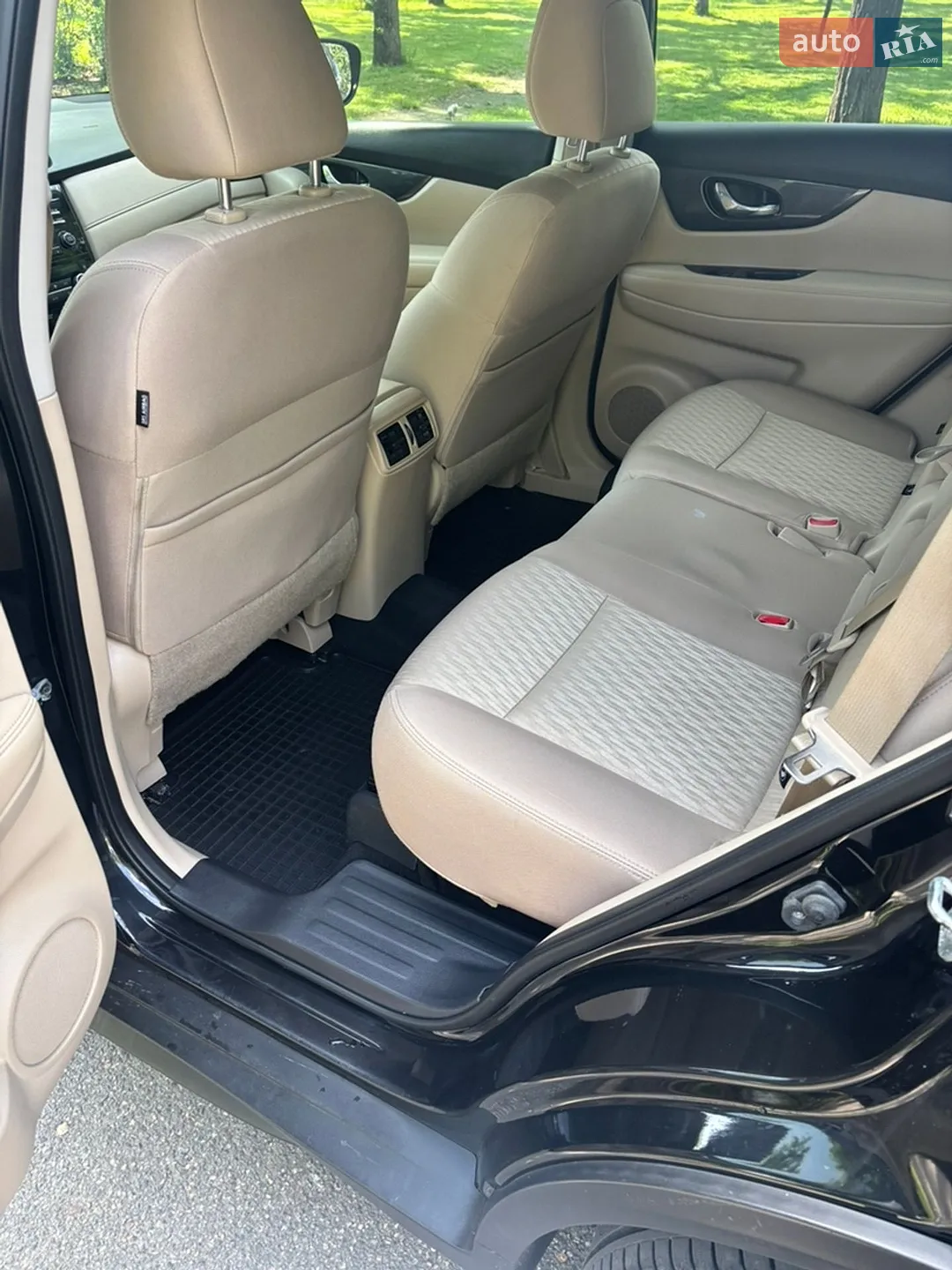 2017 Nissan Rogue - мініатюра 14