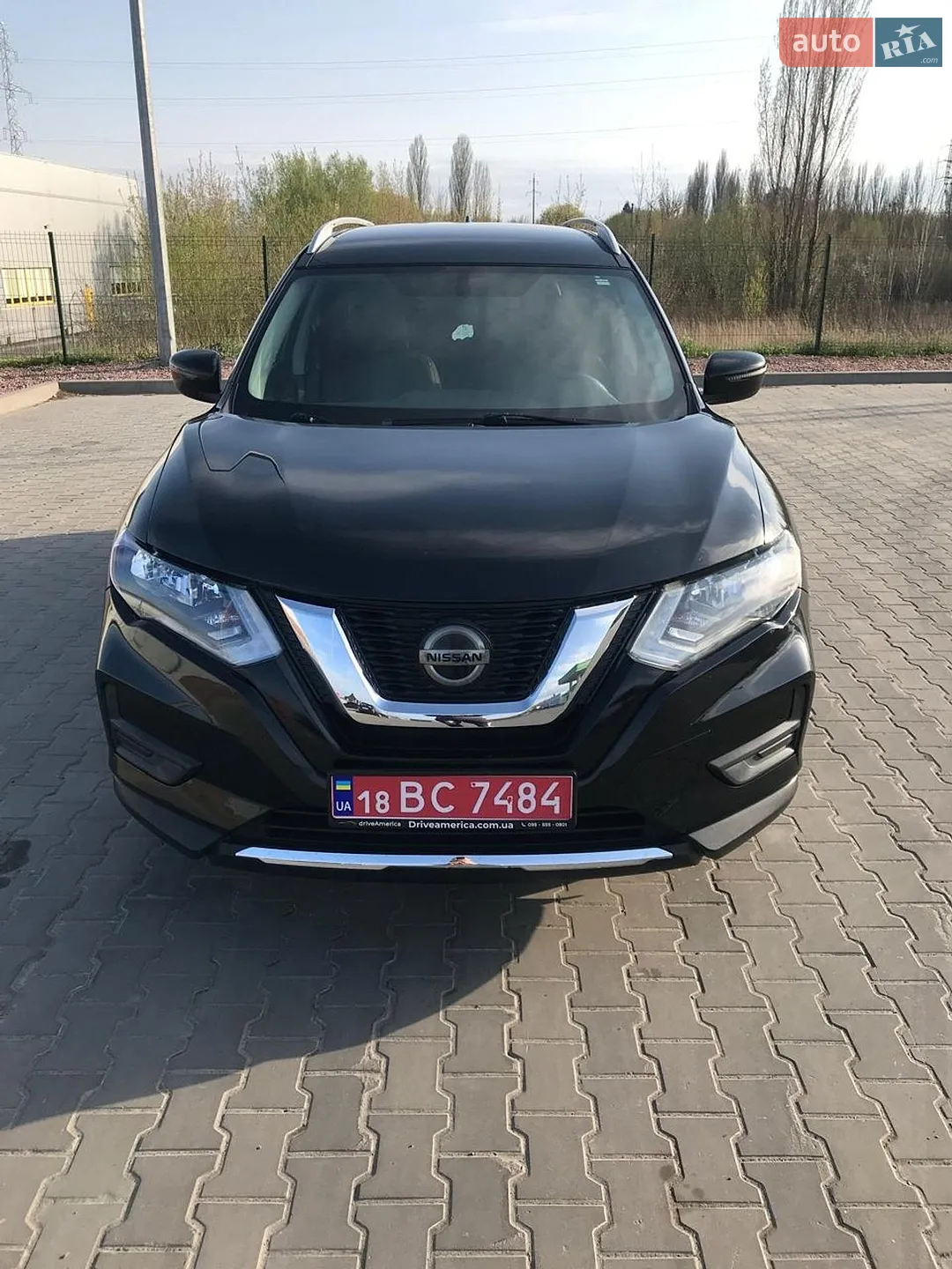 2018 Nissan Rogue - мініатюра 2