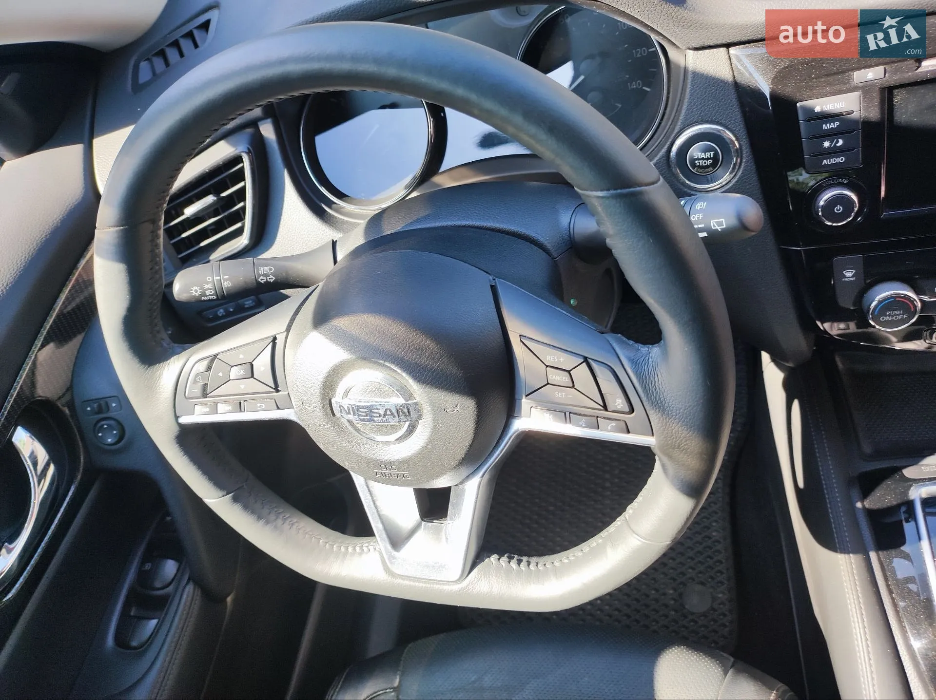 2017 Nissan Rogue - мініатюра 8