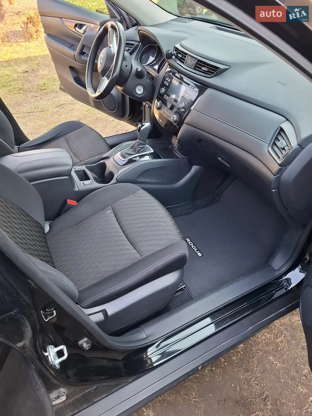 2018 Nissan Rogue - мініатюра 18