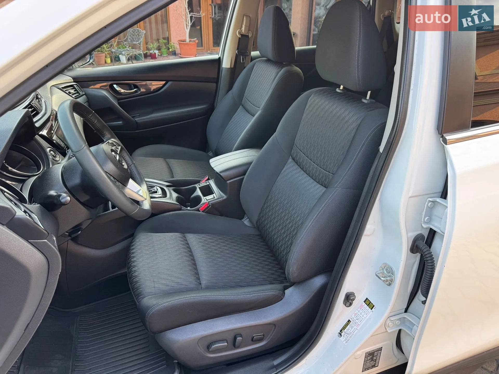 2019 Nissan Rogue - мініатюра 32