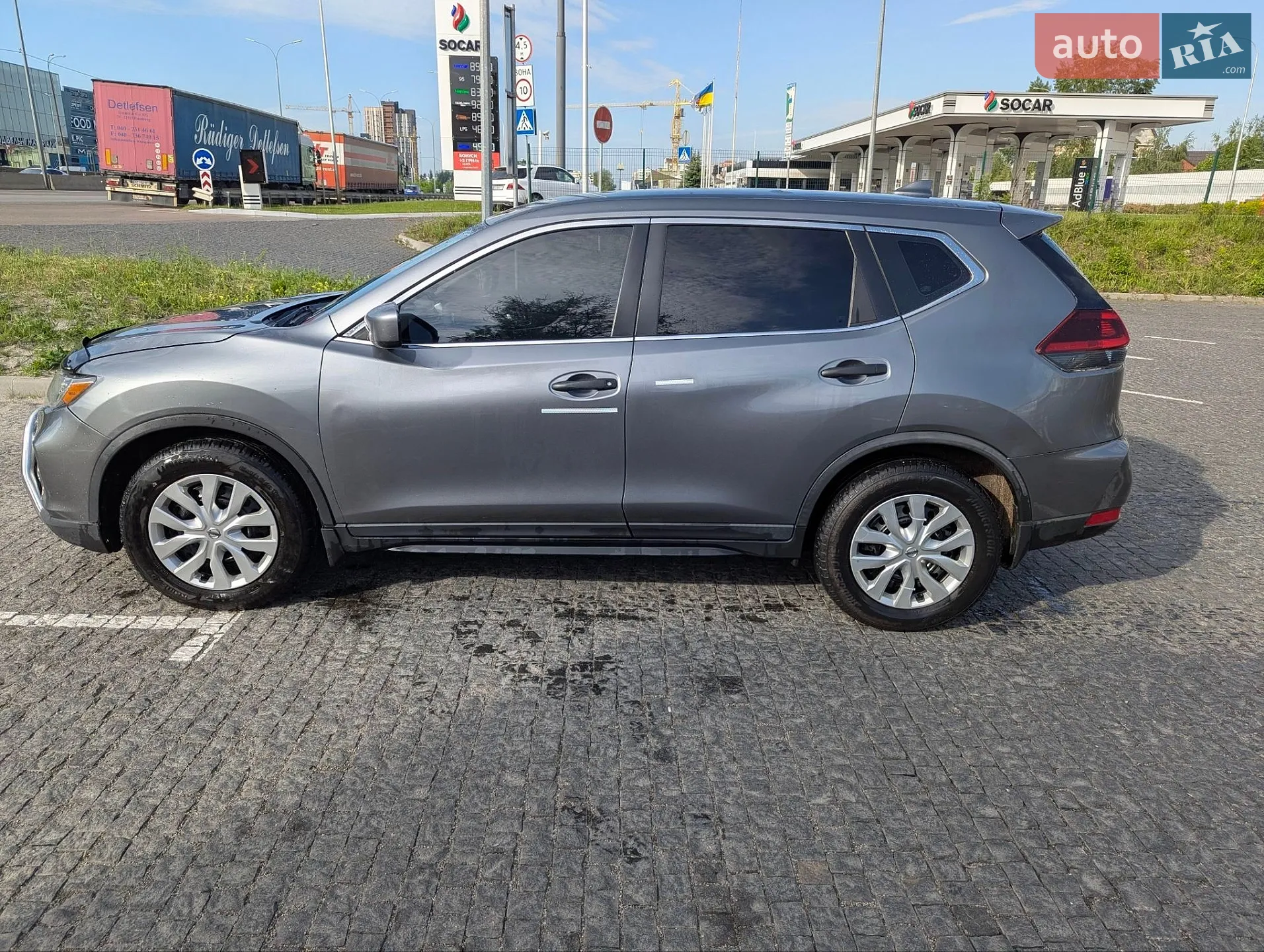2018 Nissan Rogue - мініатюра 2