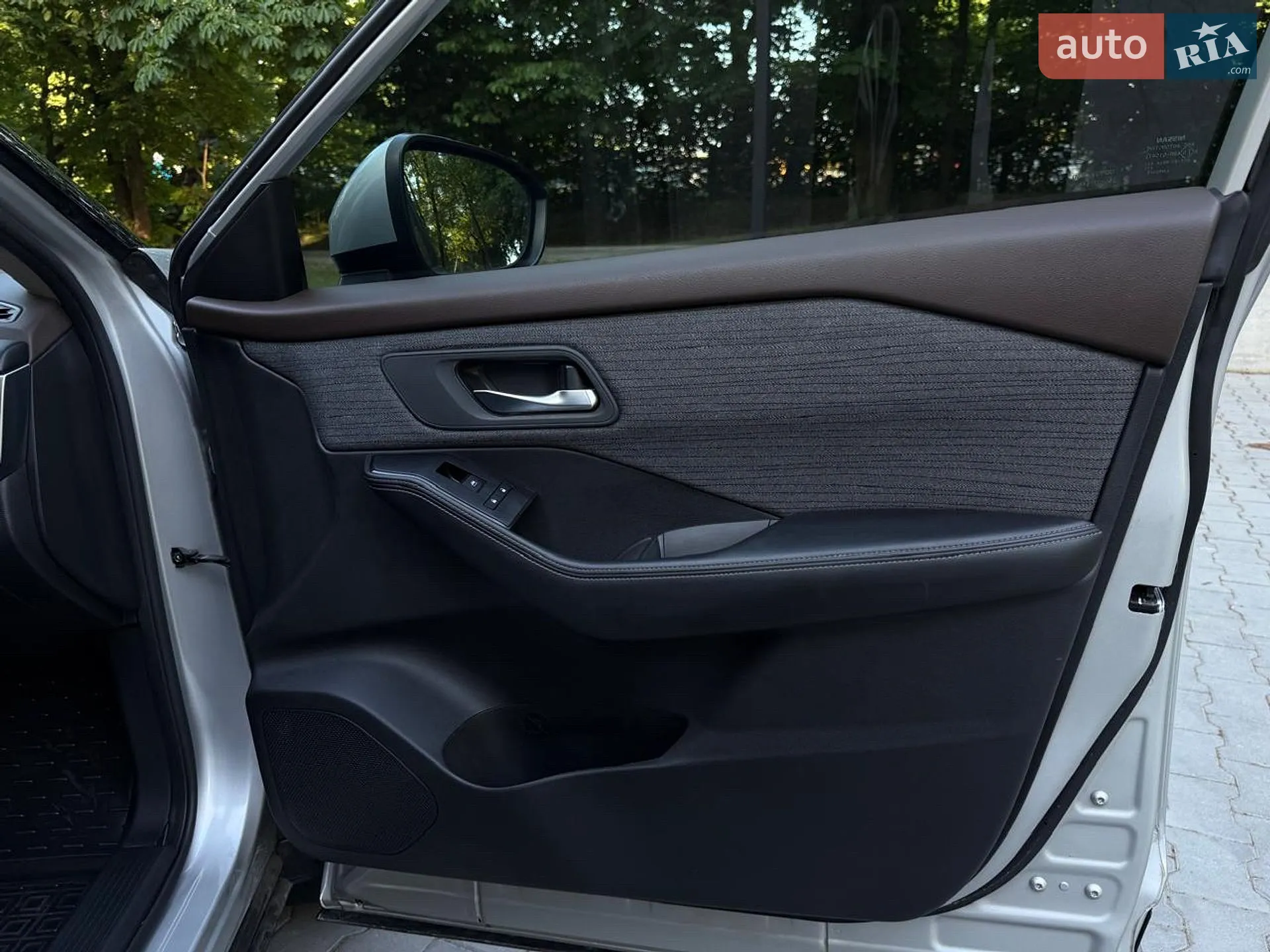 2020 Nissan Rogue - мініатюра 37