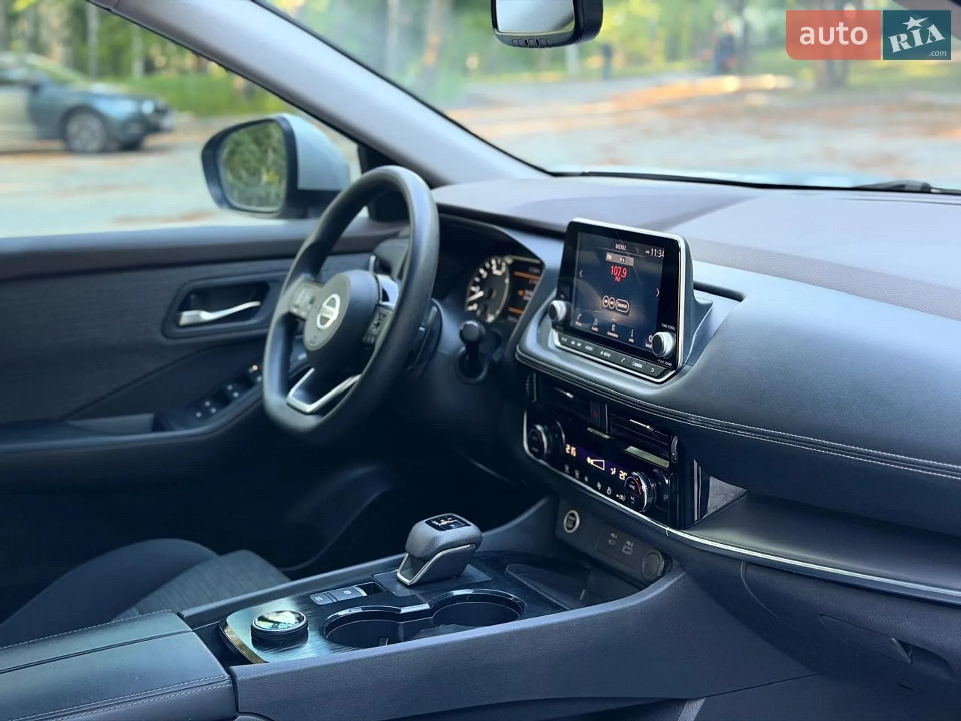2020 Nissan Rogue - мініатюра 41