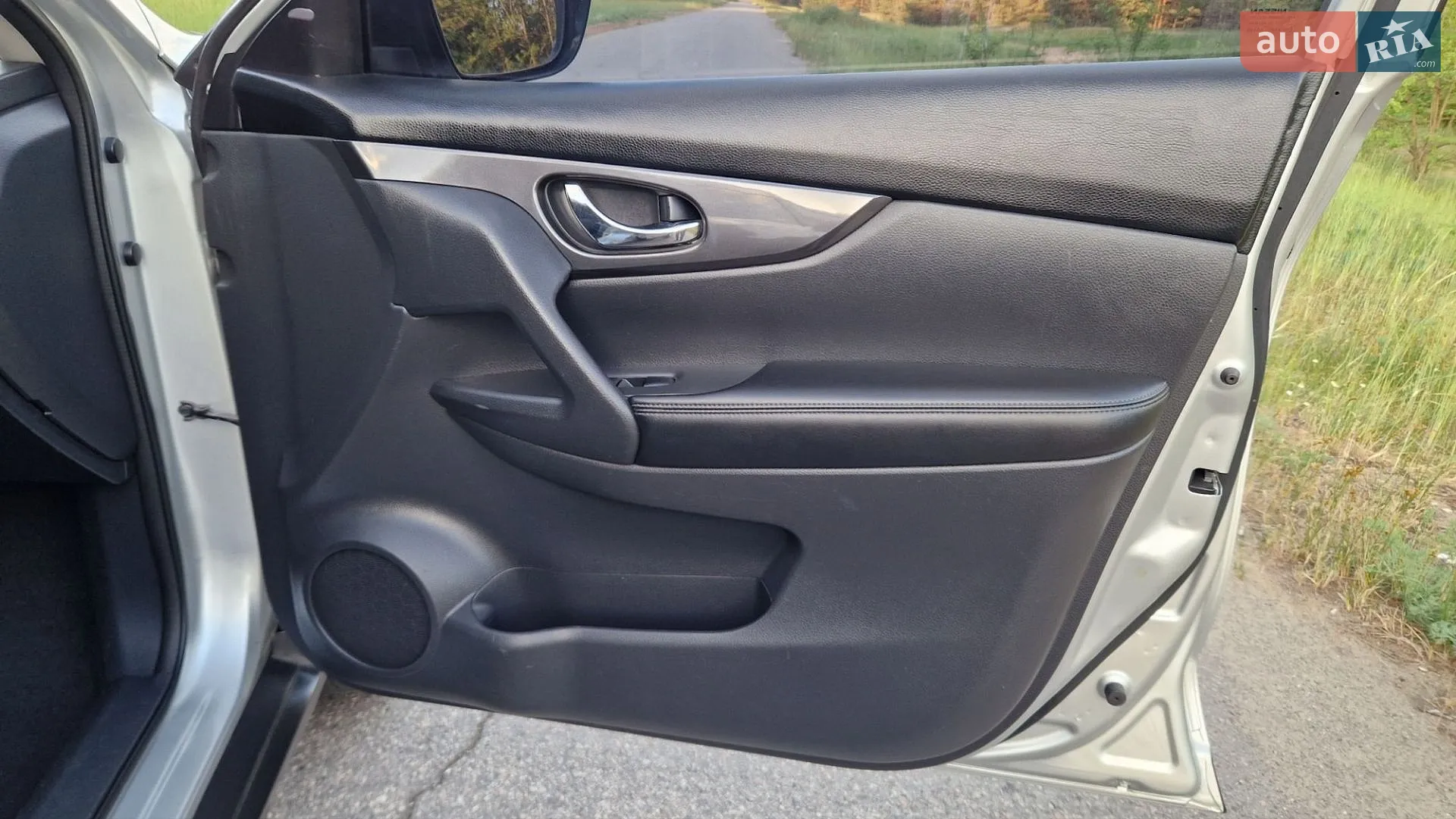 2016 Nissan Rogue - мініатюра 12