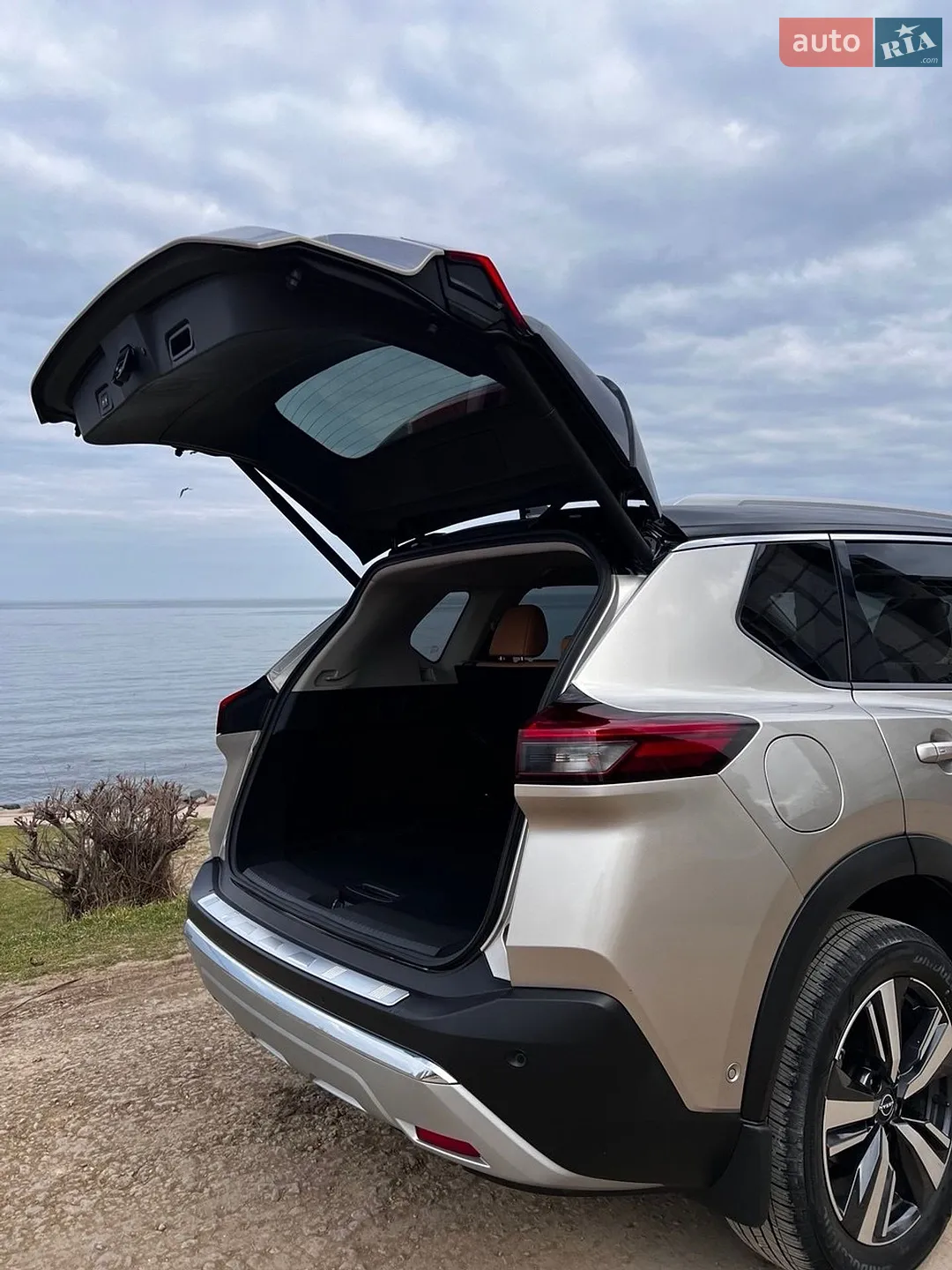 2022 Nissan Rogue - мініатюра 6
