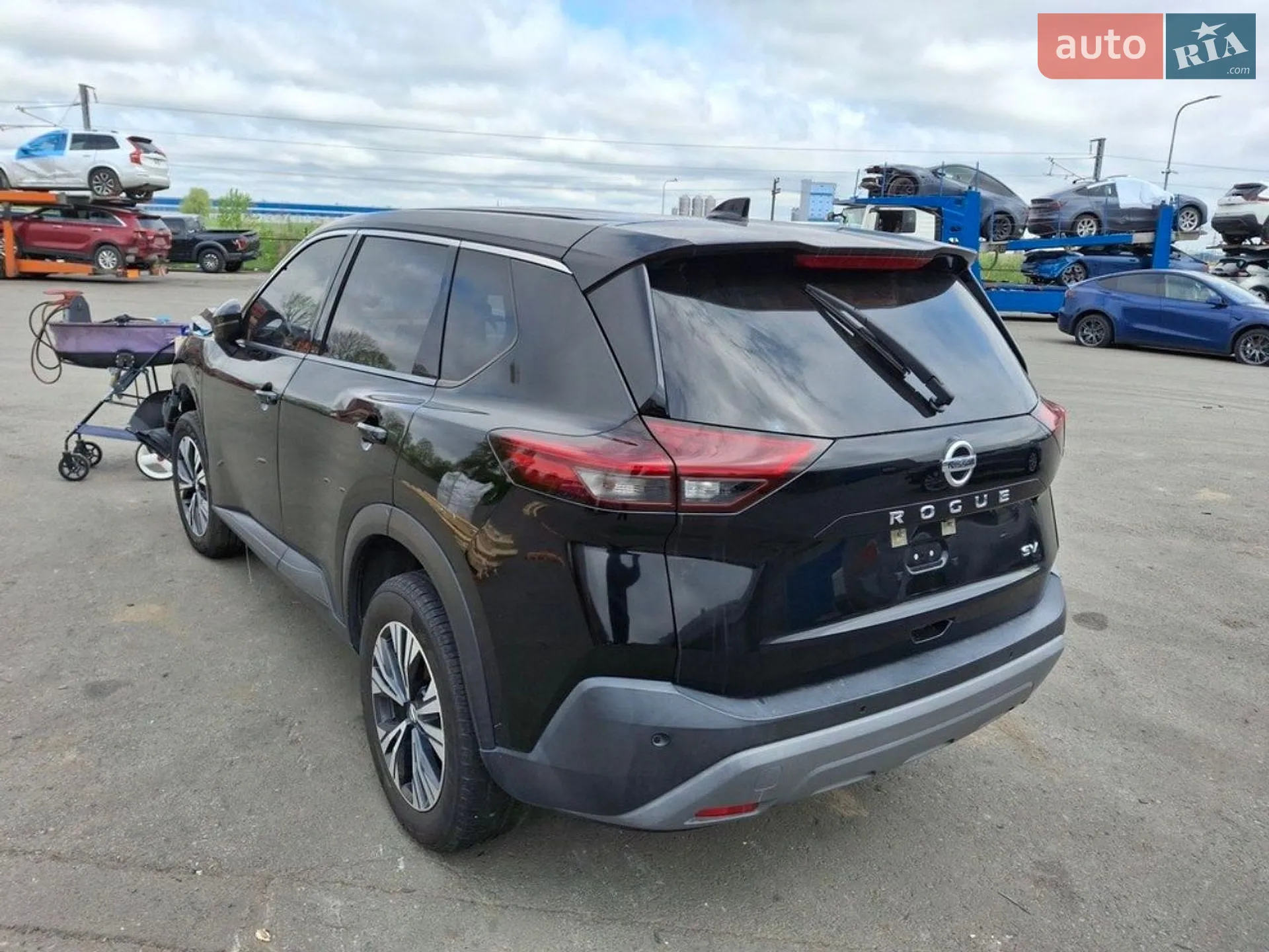2021 Nissan Rogue - мініатюра 2