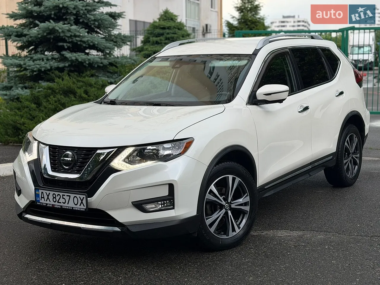 2017 Nissan Rogue - мініатюра 28