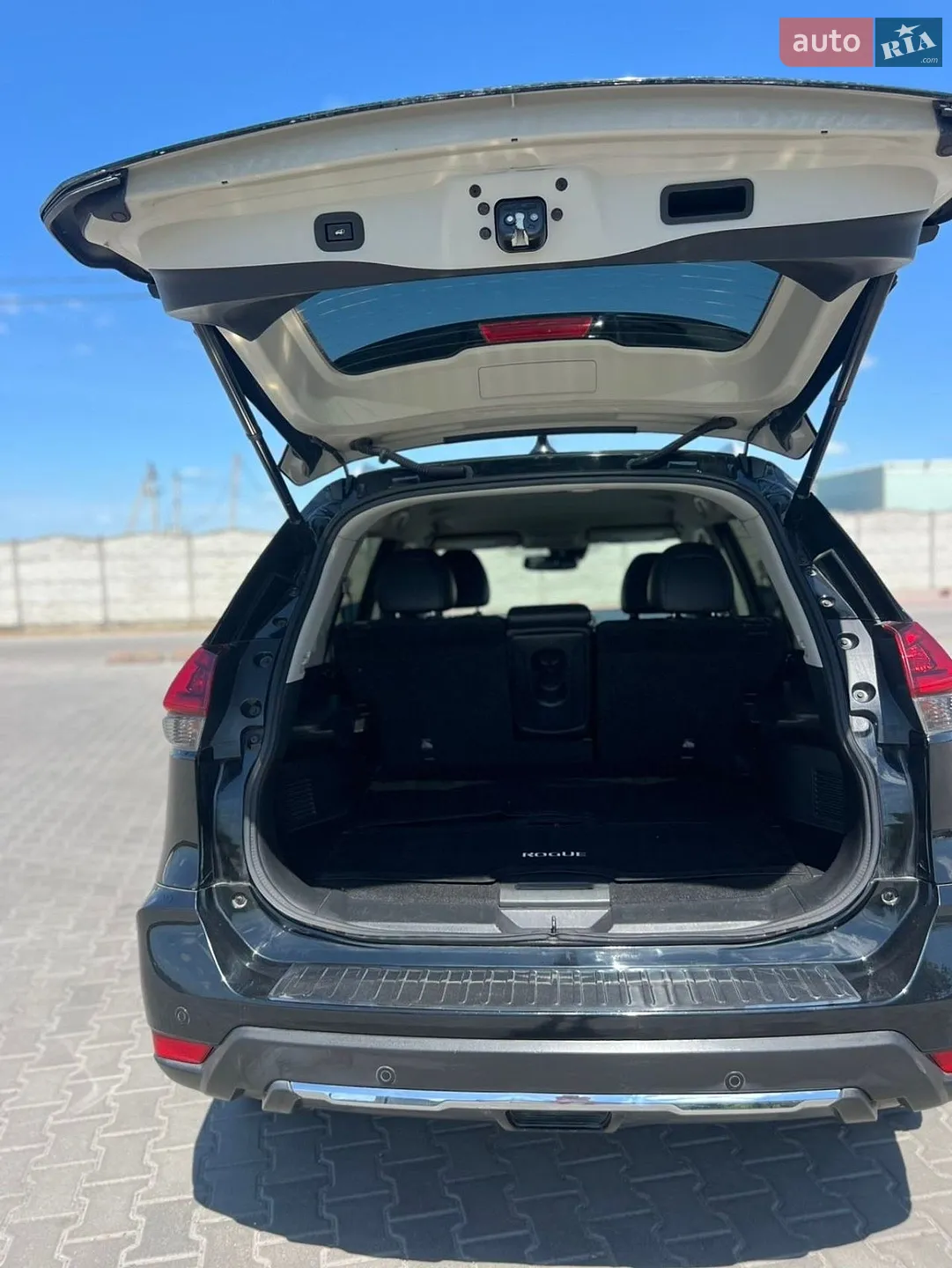 2019 Nissan Rogue - мініатюра 17