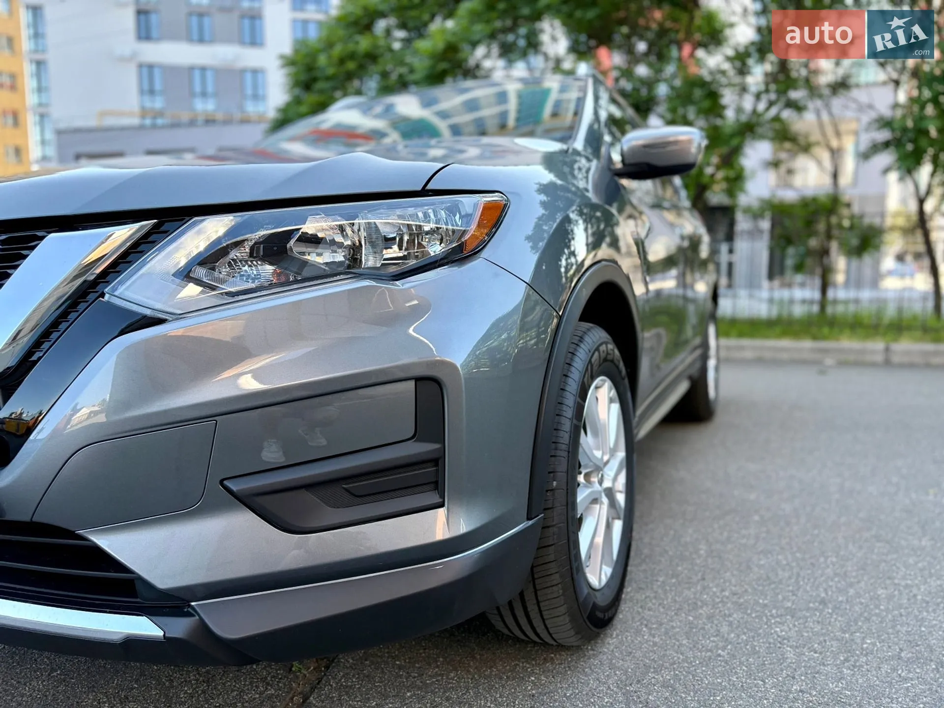 2018 Nissan Rogue - мініатюра 3