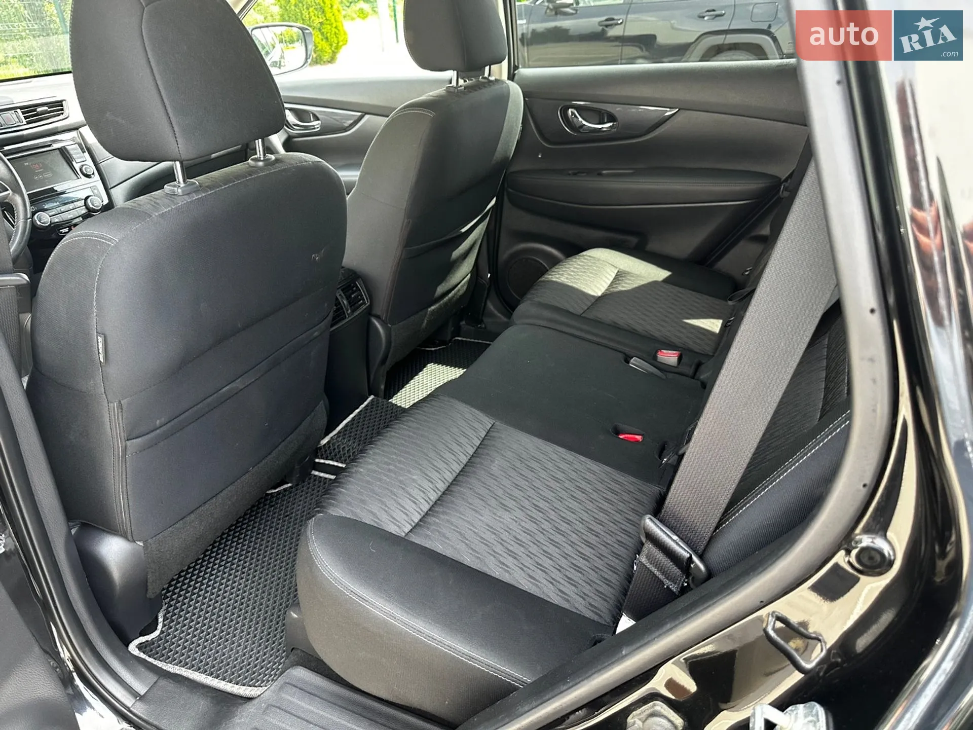 2018 Nissan Rogue - мініатюра 10