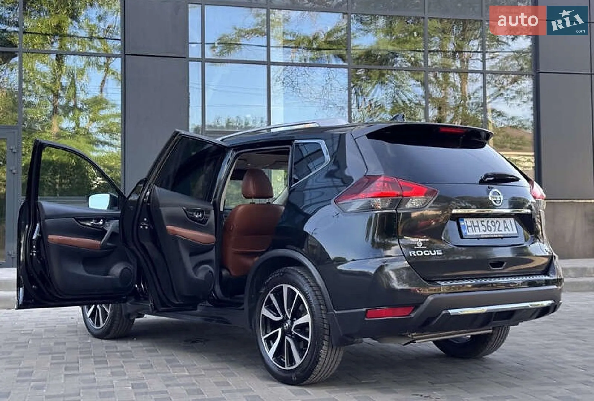 2018 Nissan Rogue - мініатюра 8