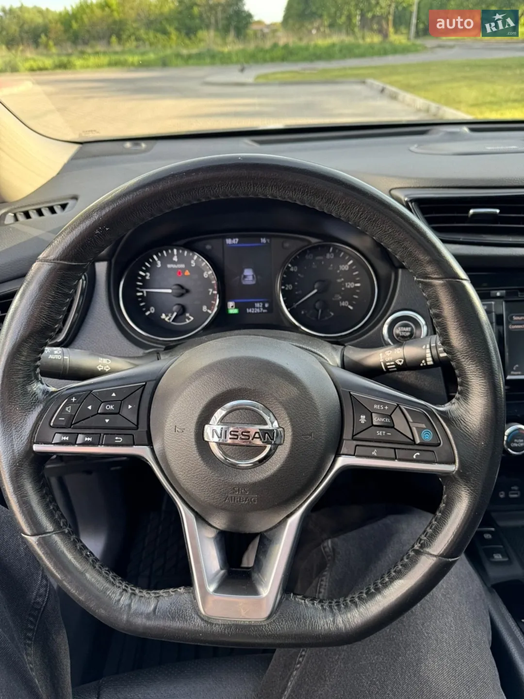 2018 Nissan Rogue - мініатюра 8