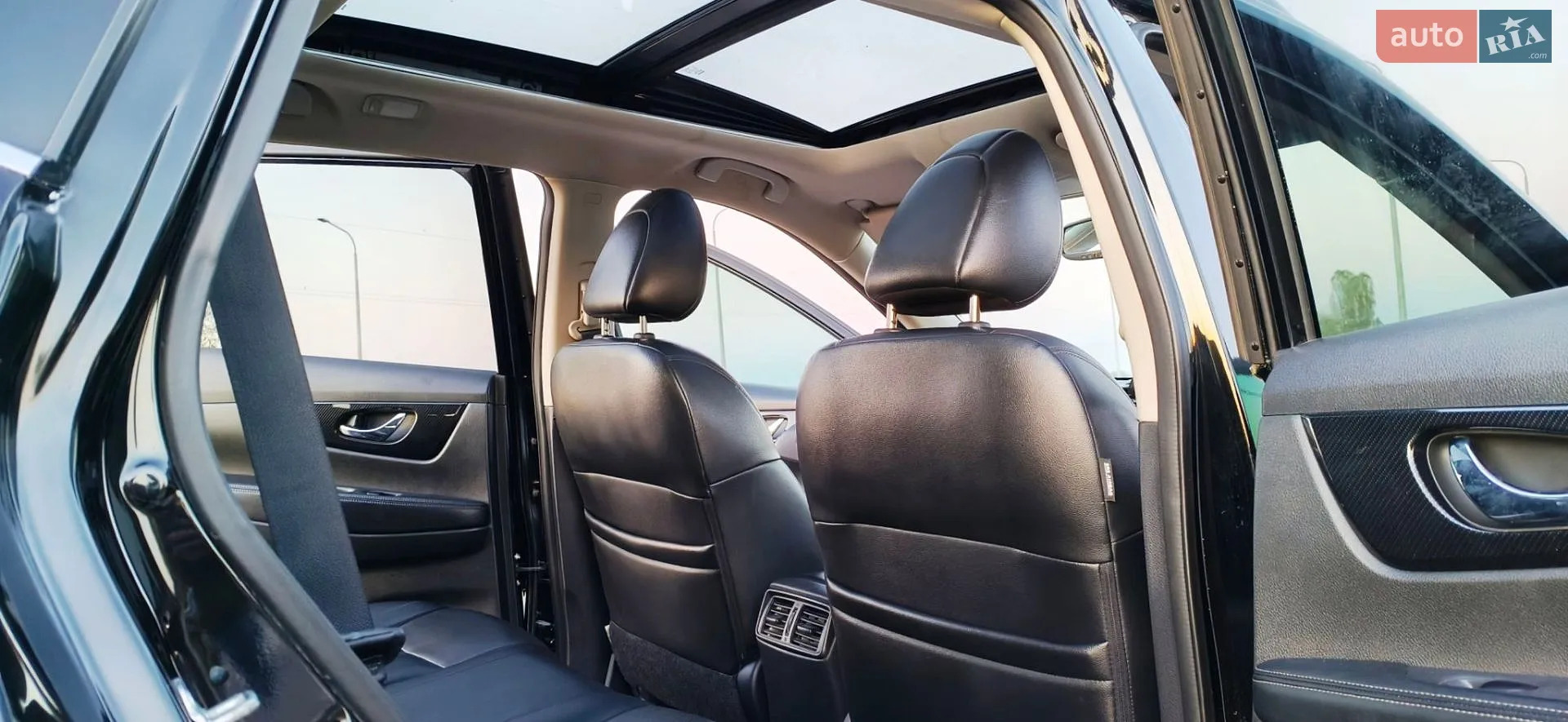 2017 Nissan Rogue - мініатюра 14