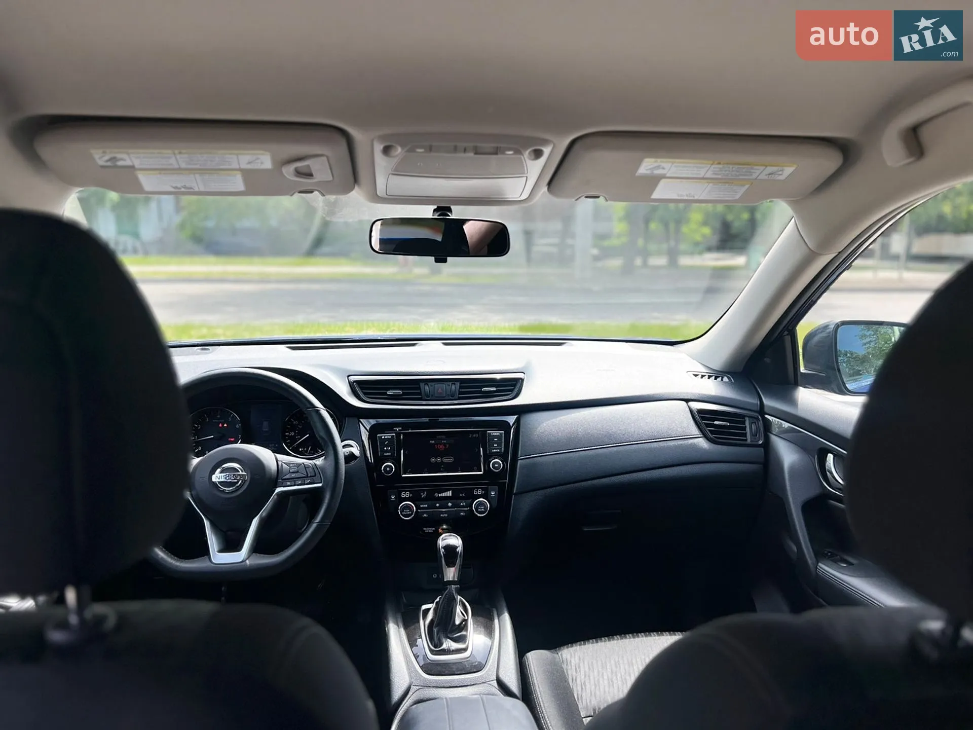 2018 Nissan Rogue - мініатюра 18