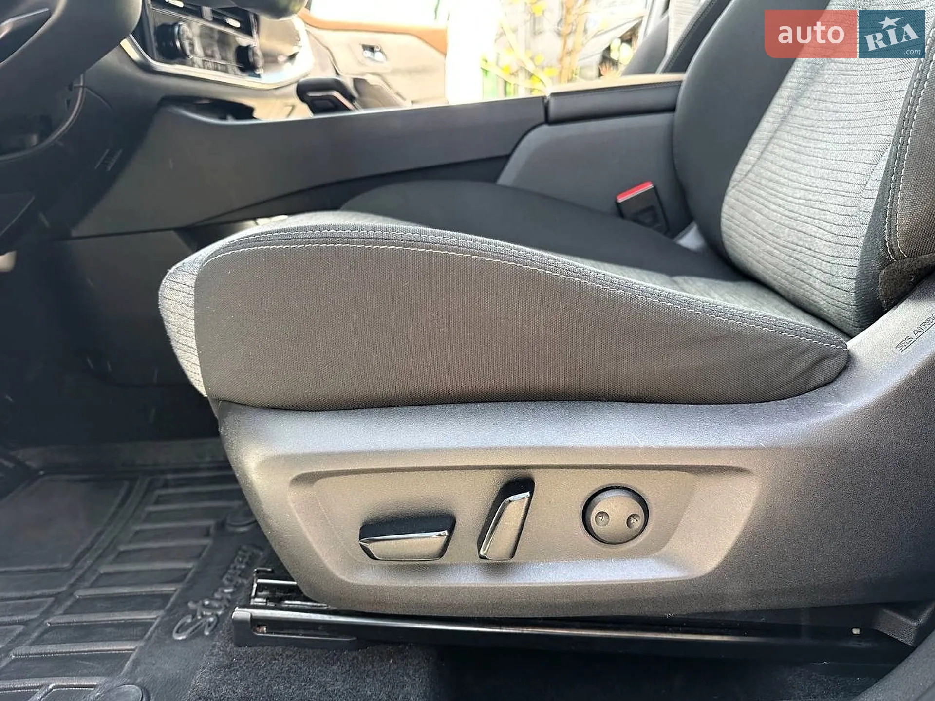 2021 Nissan Rogue - мініатюра 38