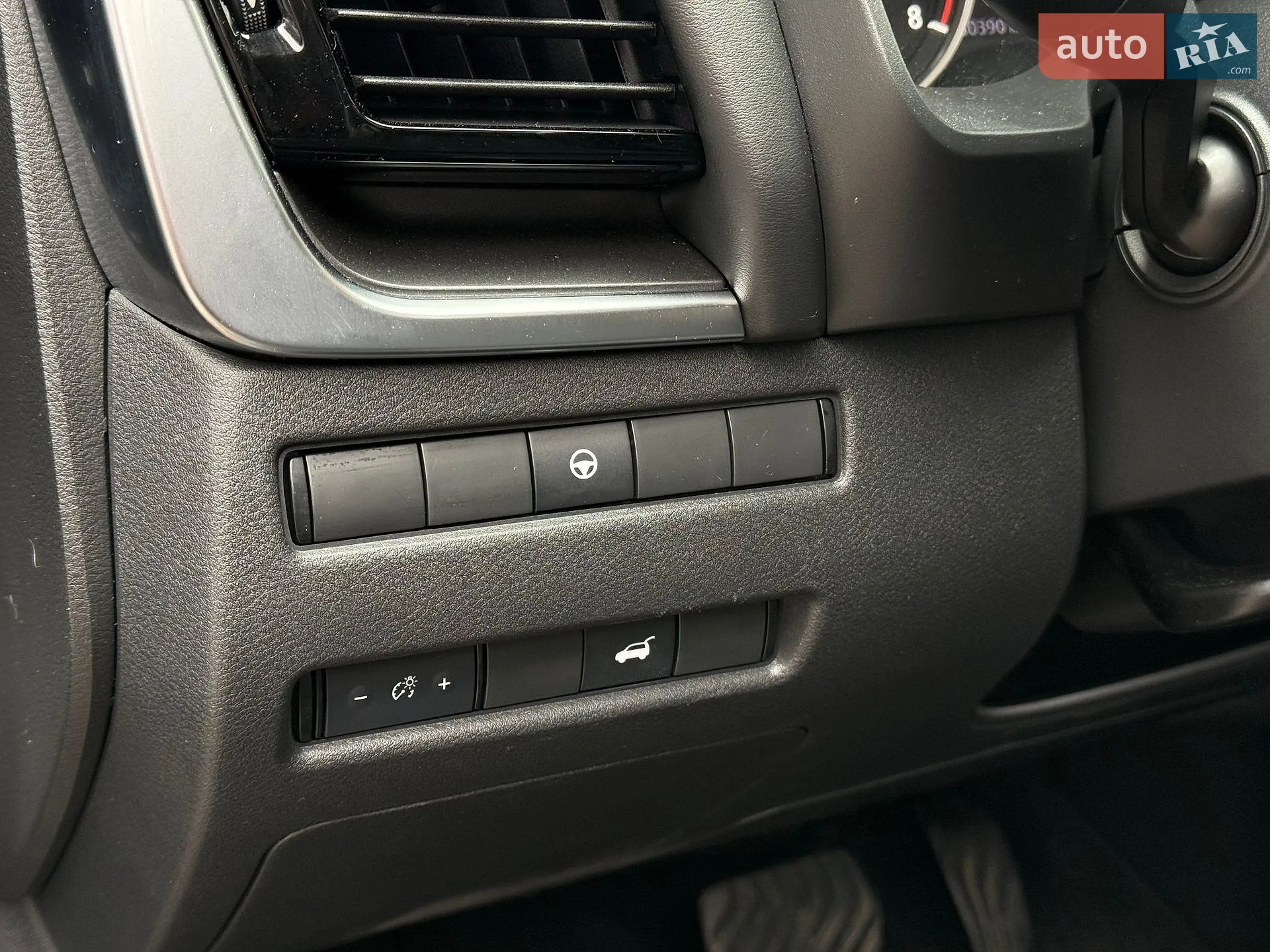 2021 Nissan Rogue - мініатюра 18