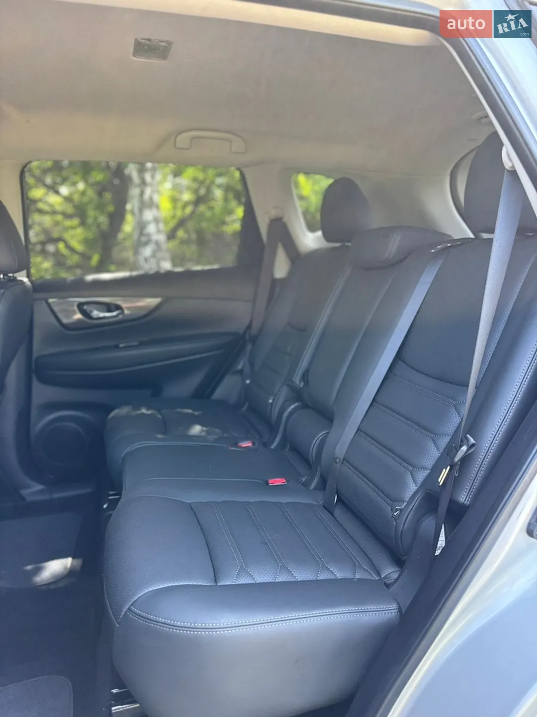 2019 Nissan Rogue - мініатюра 11