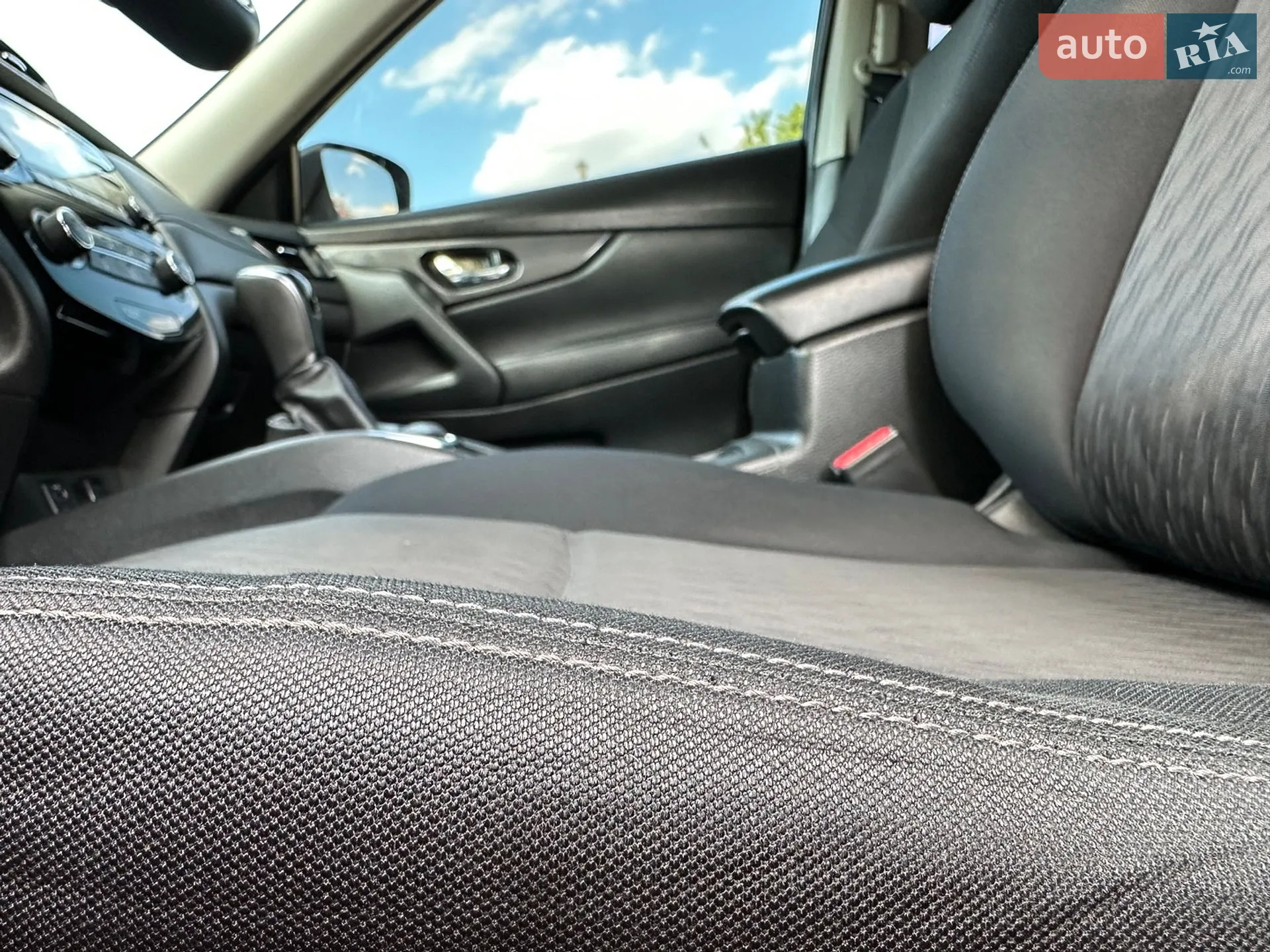 2016 Nissan Rogue - мініатюра 42
