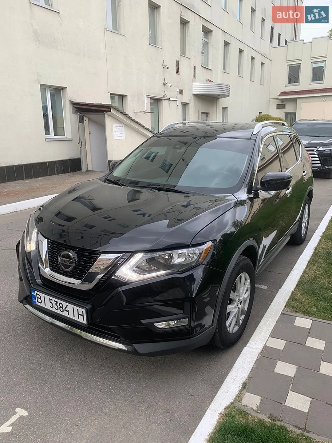 2019 Nissan Rogue - мініатюра 3