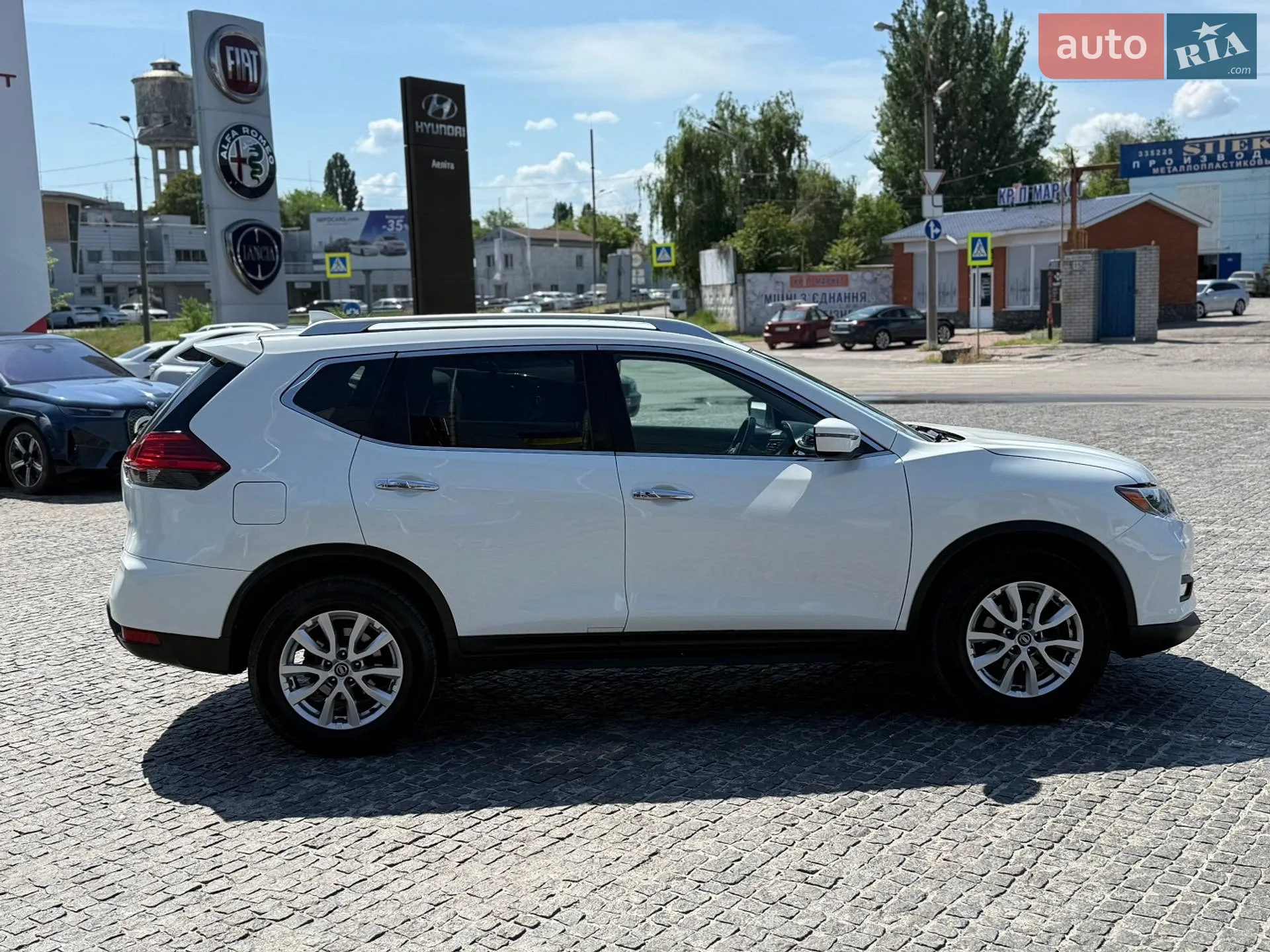 2017 Nissan Rogue - мініатюра 6