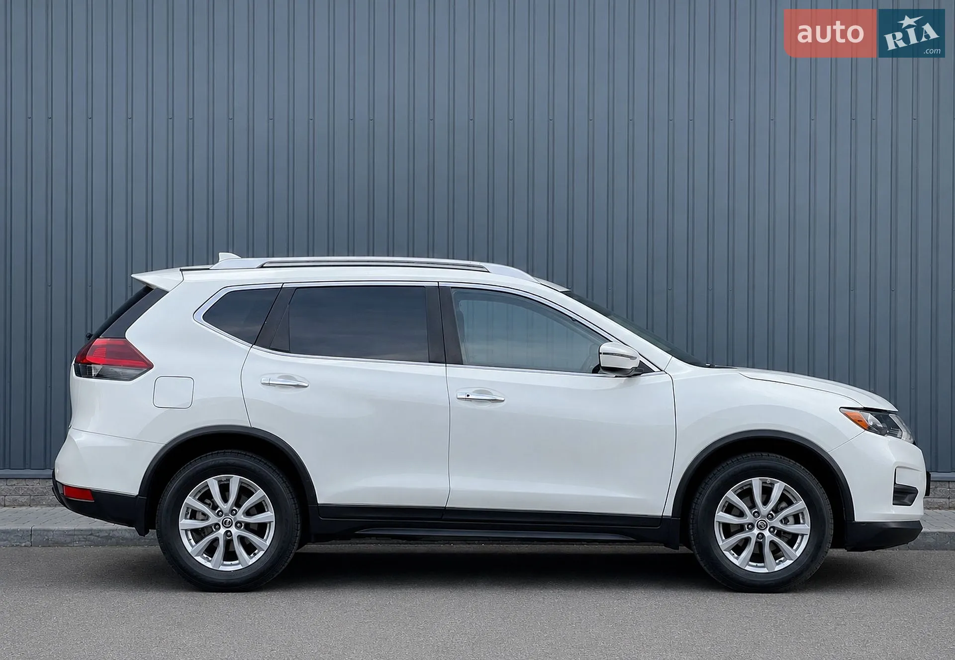 2018 Nissan Rogue - мініатюра 4