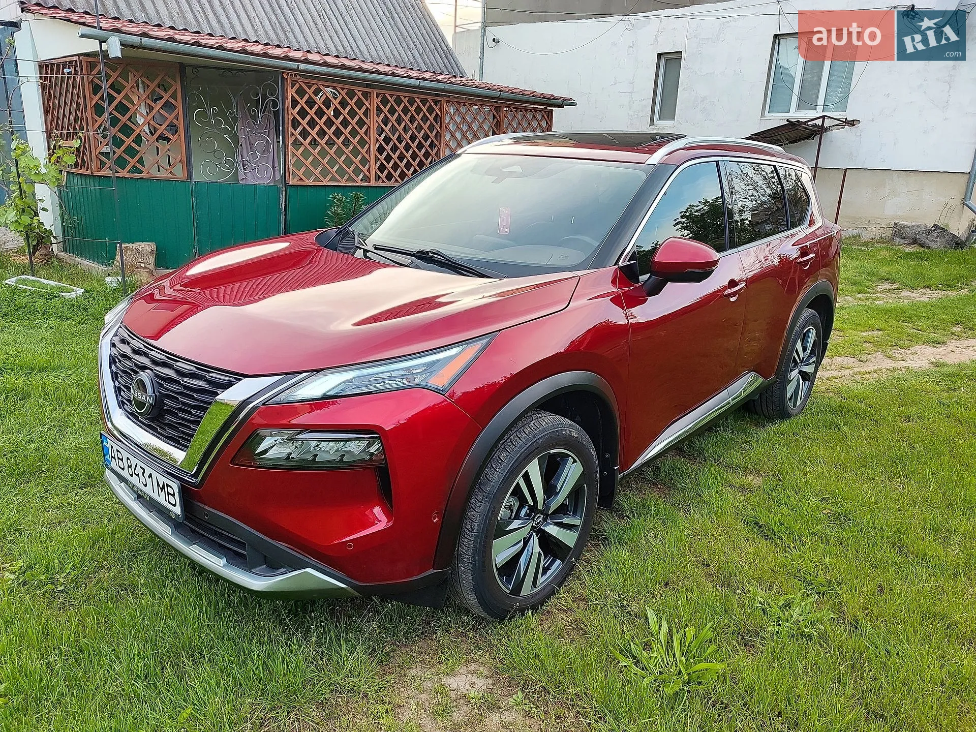 2023 Nissan Rogue - фото 1