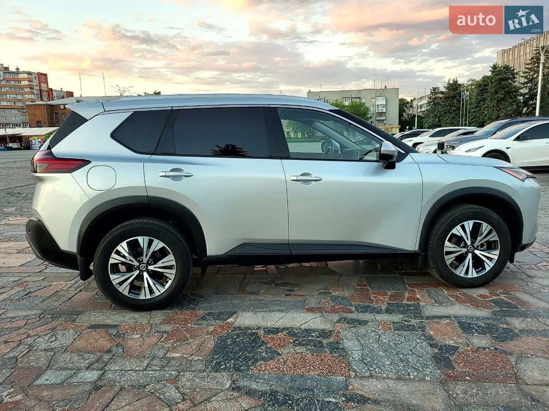 2021 Nissan Rogue - мініатюра 18