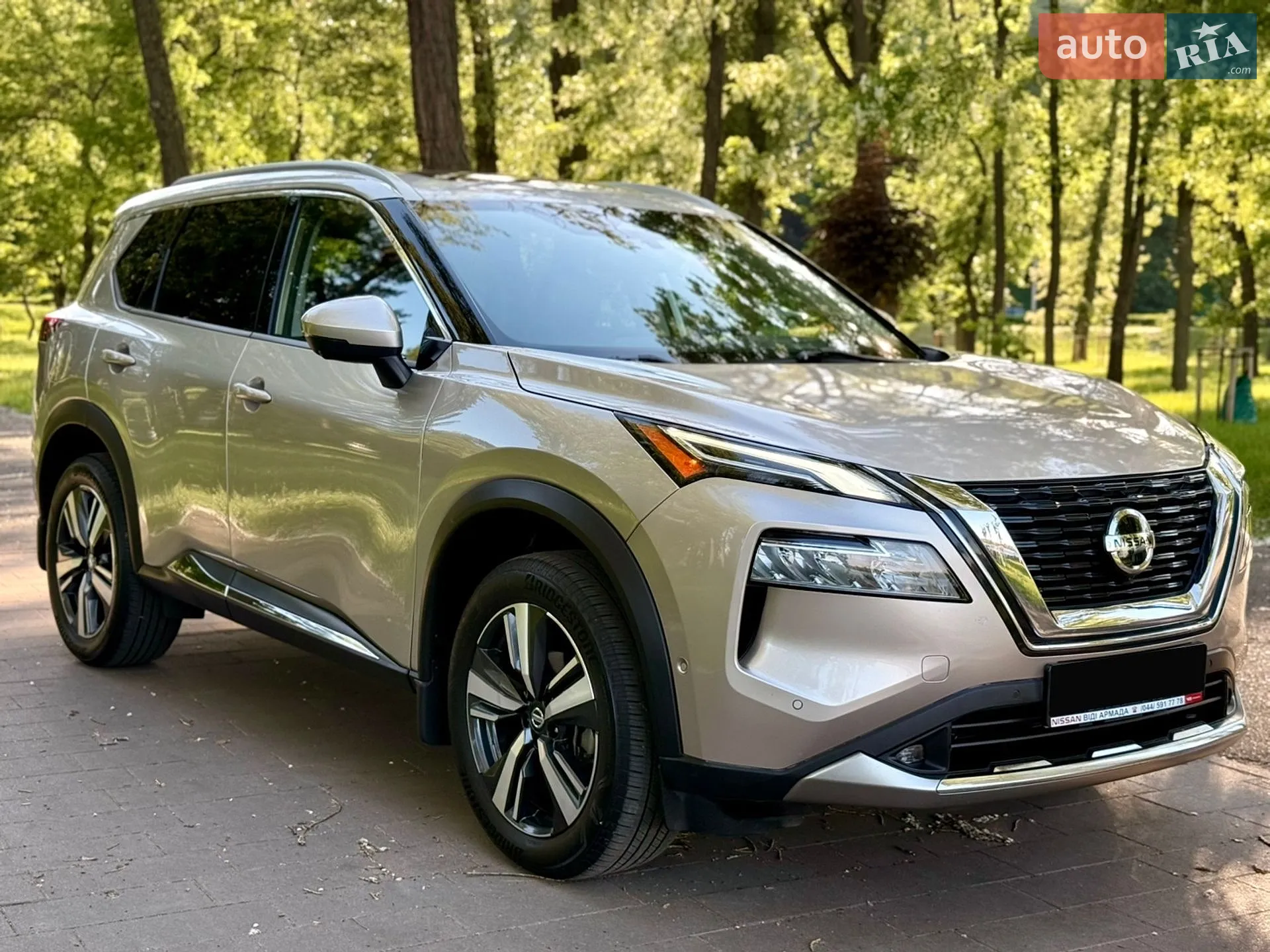 2021 Nissan Rogue - мініатюра 8