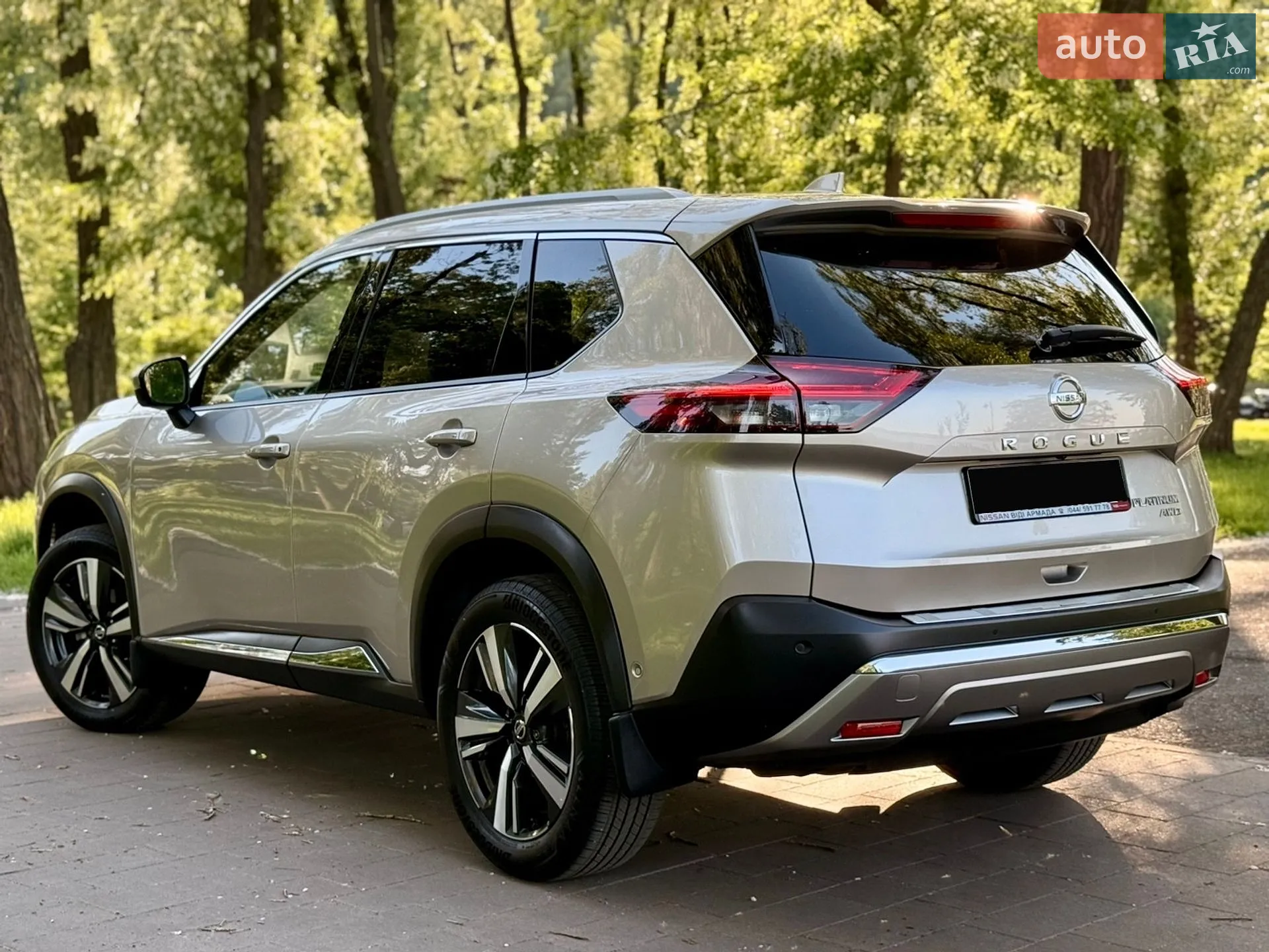 2021 Nissan Rogue - мініатюра 18