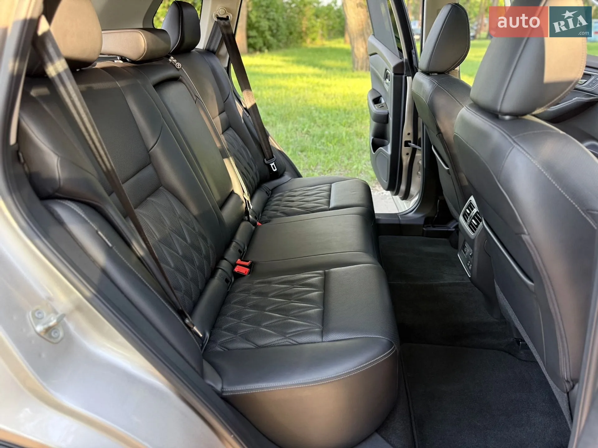 2021 Nissan Rogue - мініатюра 33