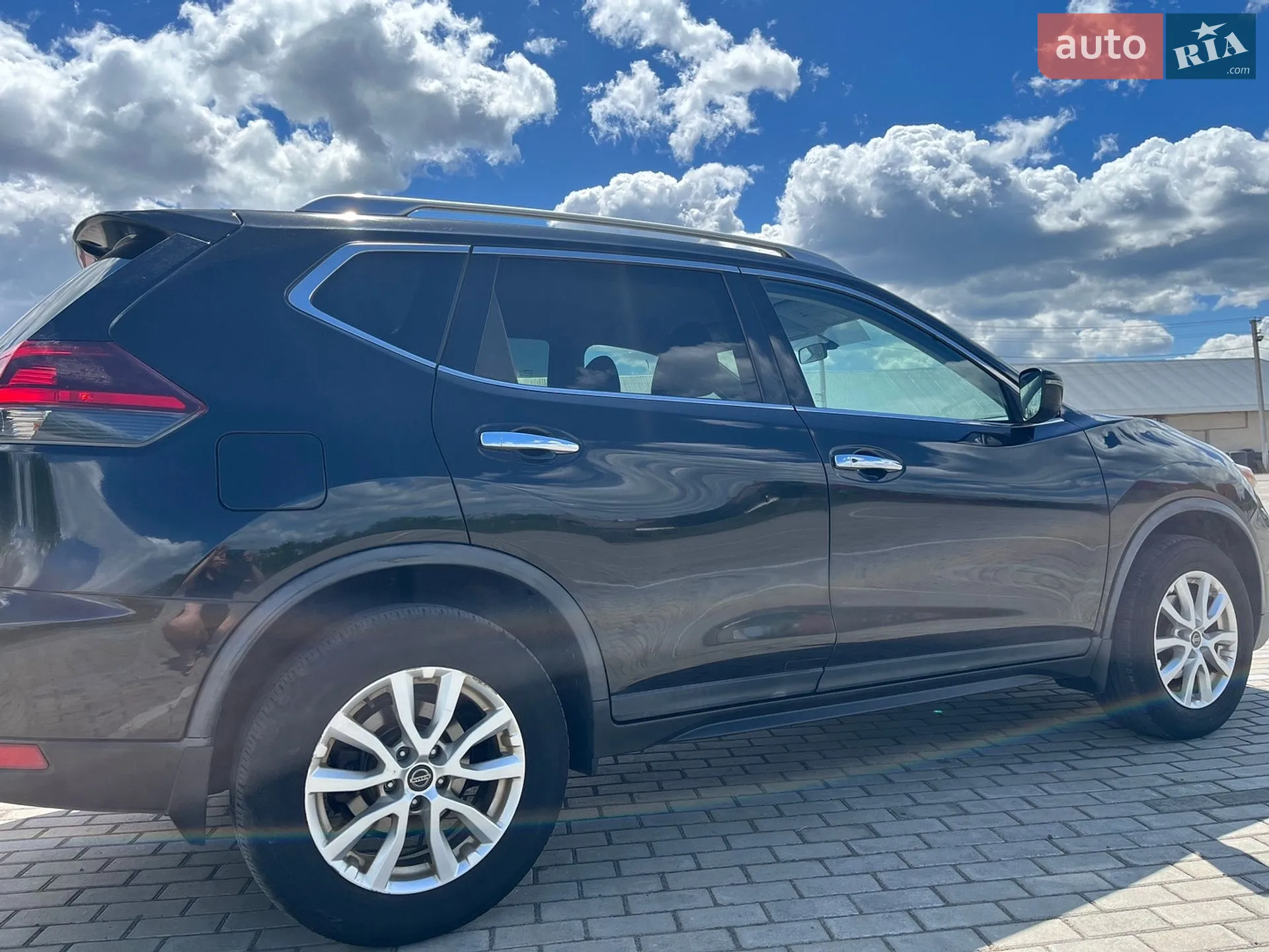 2018 Nissan Rogue - мініатюра 8
