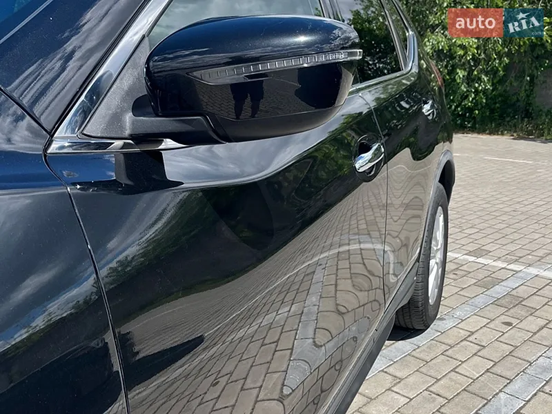 Nissan Rogue 2018 VIN KNMAT2MV0JP616741 фото оголошення 18 з 96