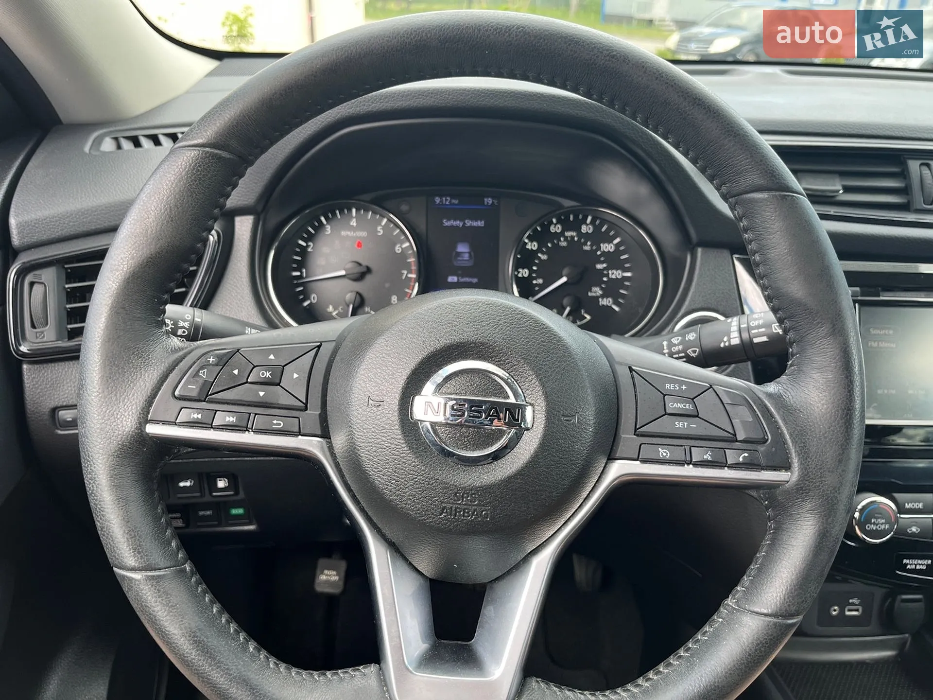 2018 Nissan Rogue - мініатюра 33