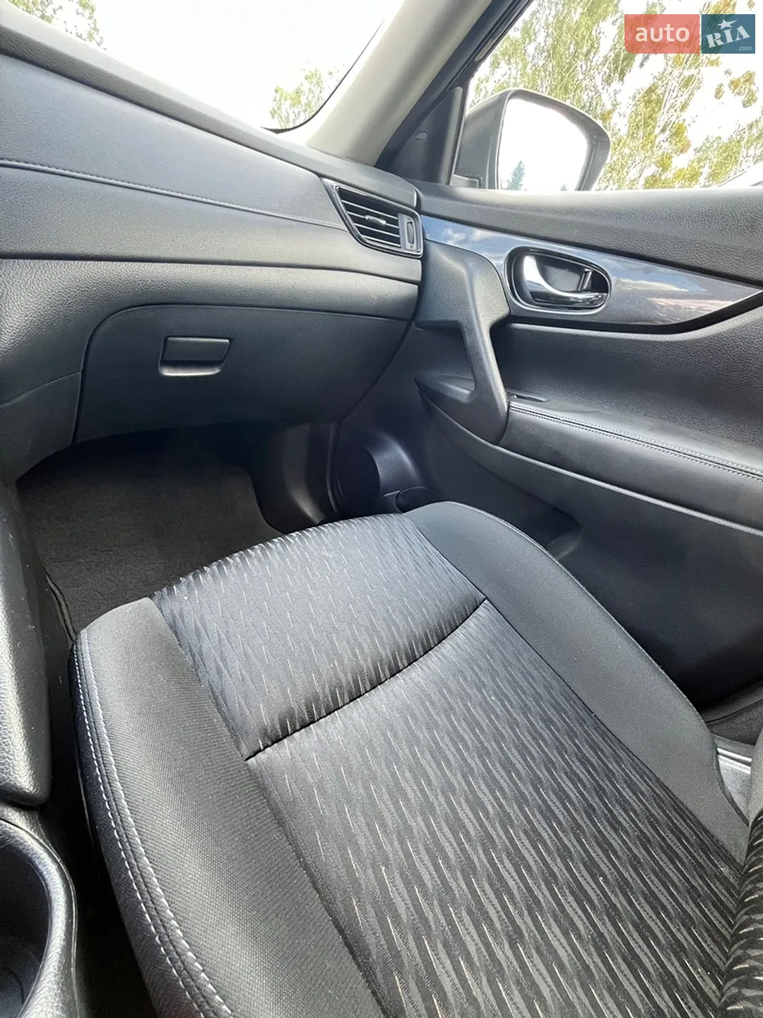 2018 Nissan Rogue - мініатюра 37