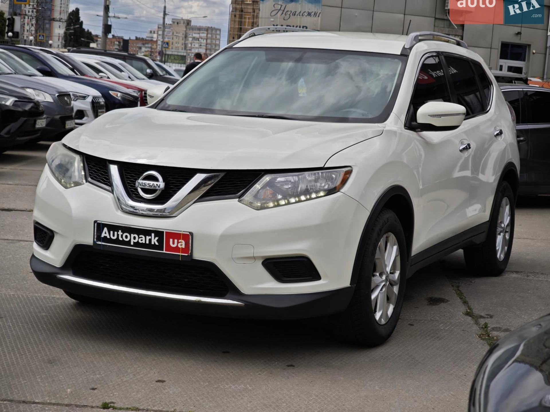 2015 Nissan Rogue - фото 1