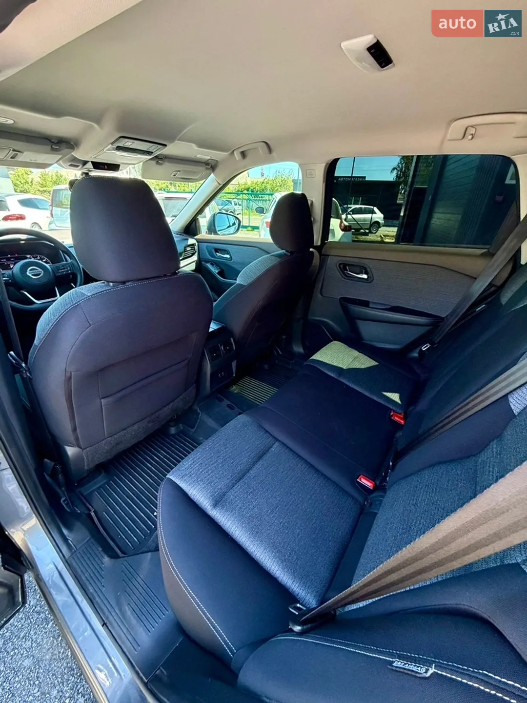 2021 Nissan Rogue - мініатюра 13