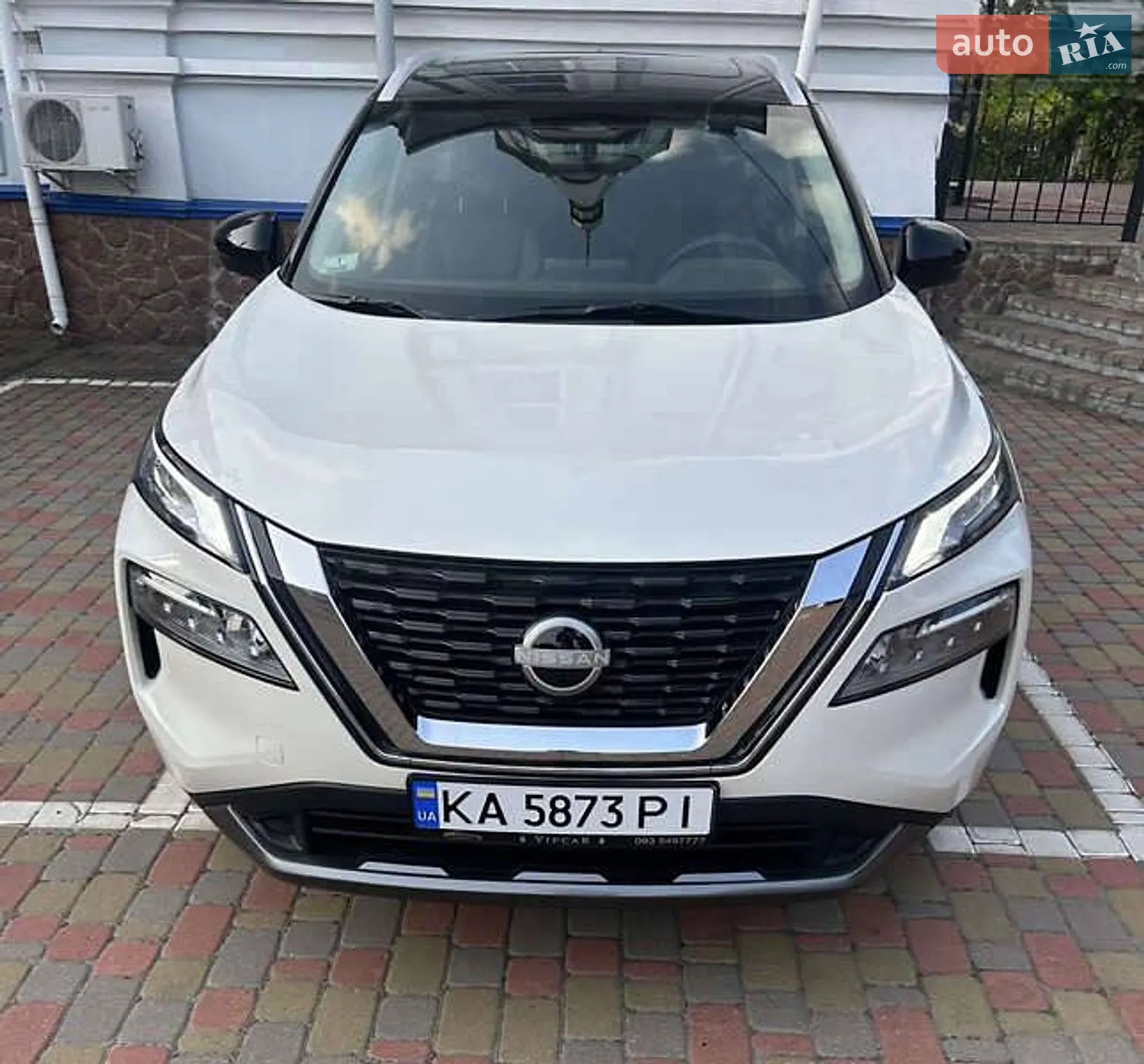 2023 Nissan Rogue - фото 1