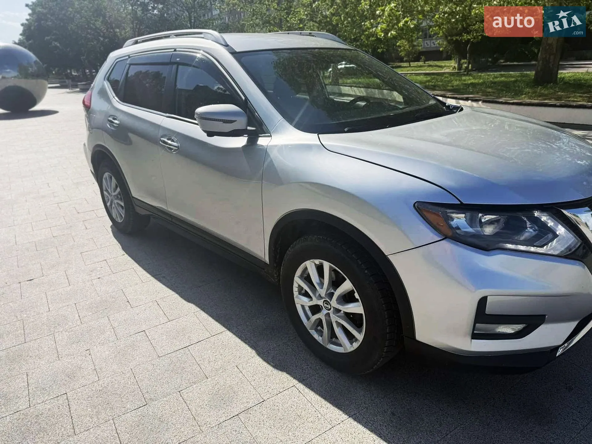2017 Nissan Rogue - мініатюра 3