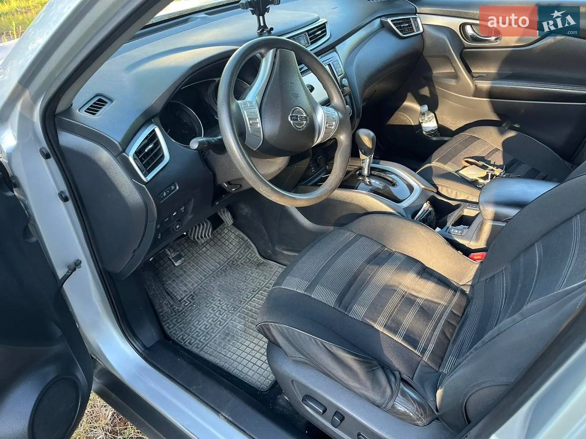 2015 Nissan Rogue - мініатюра 8