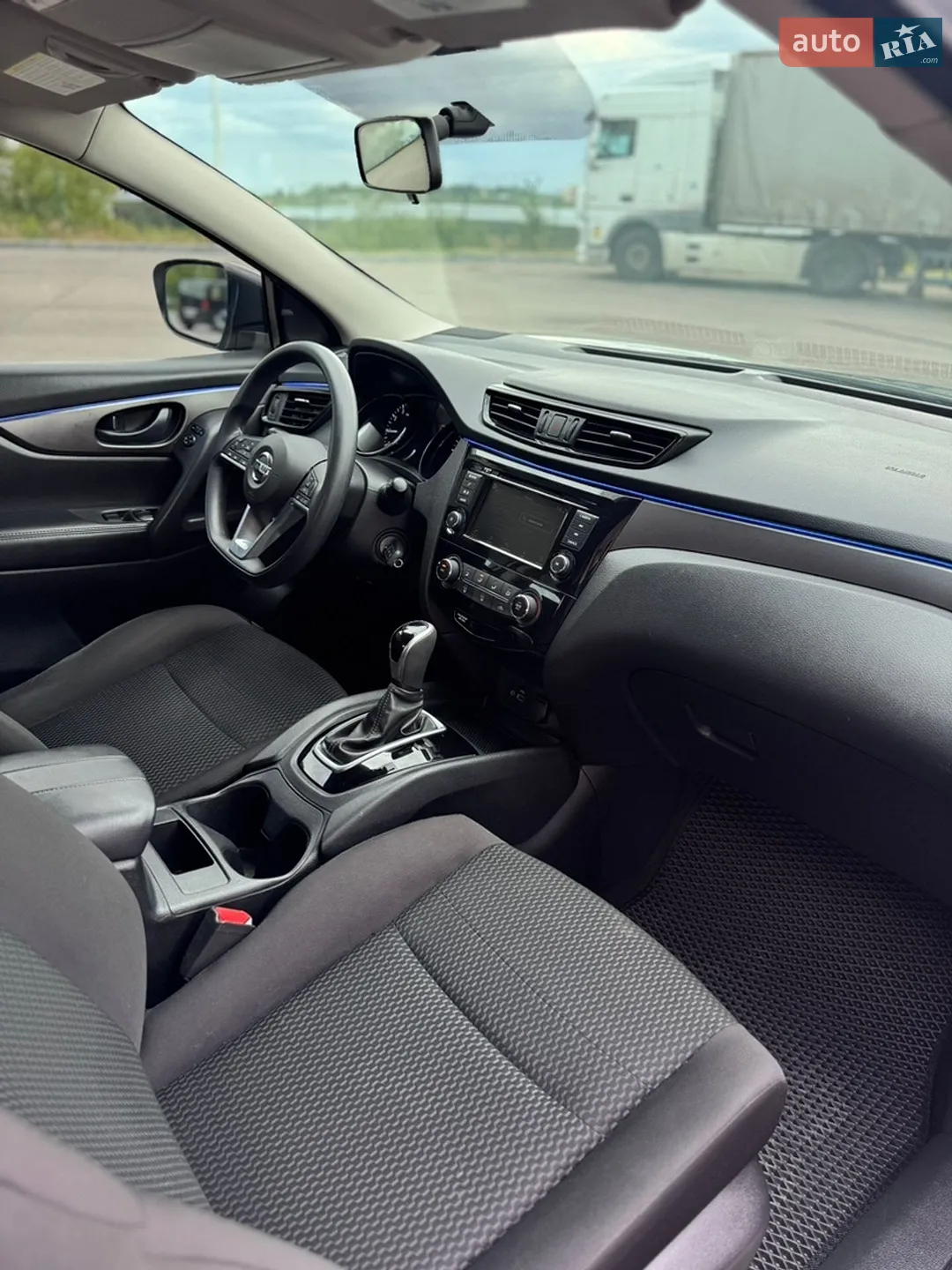 2019 Nissan Rogue - мініатюра 22