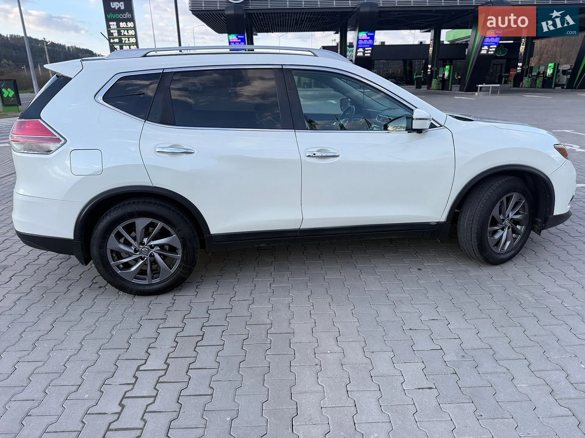 2015 Nissan Rogue - мініатюра 9