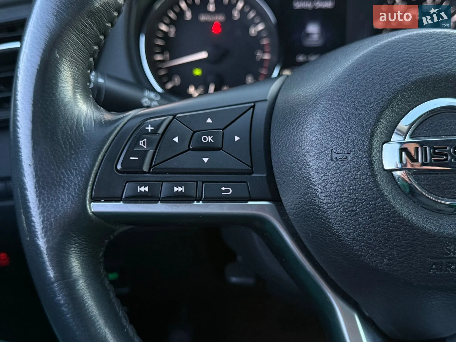 2017 Nissan Rogue - мініатюра 15
