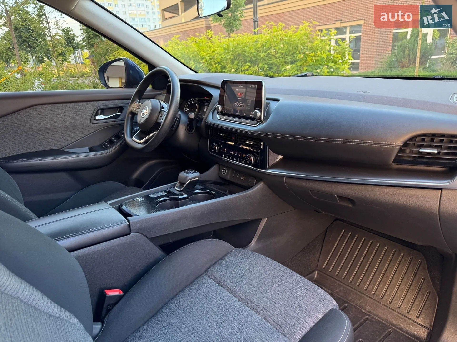 2021 Nissan Rogue - мініатюра 20