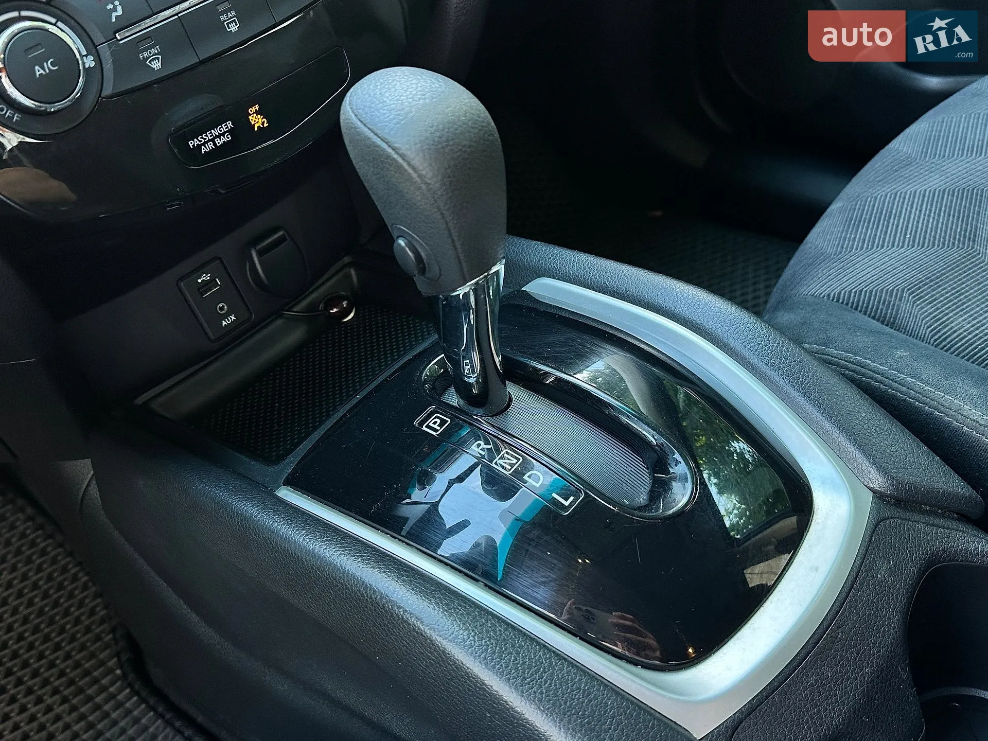 2016 Nissan Rogue - мініатюра 43