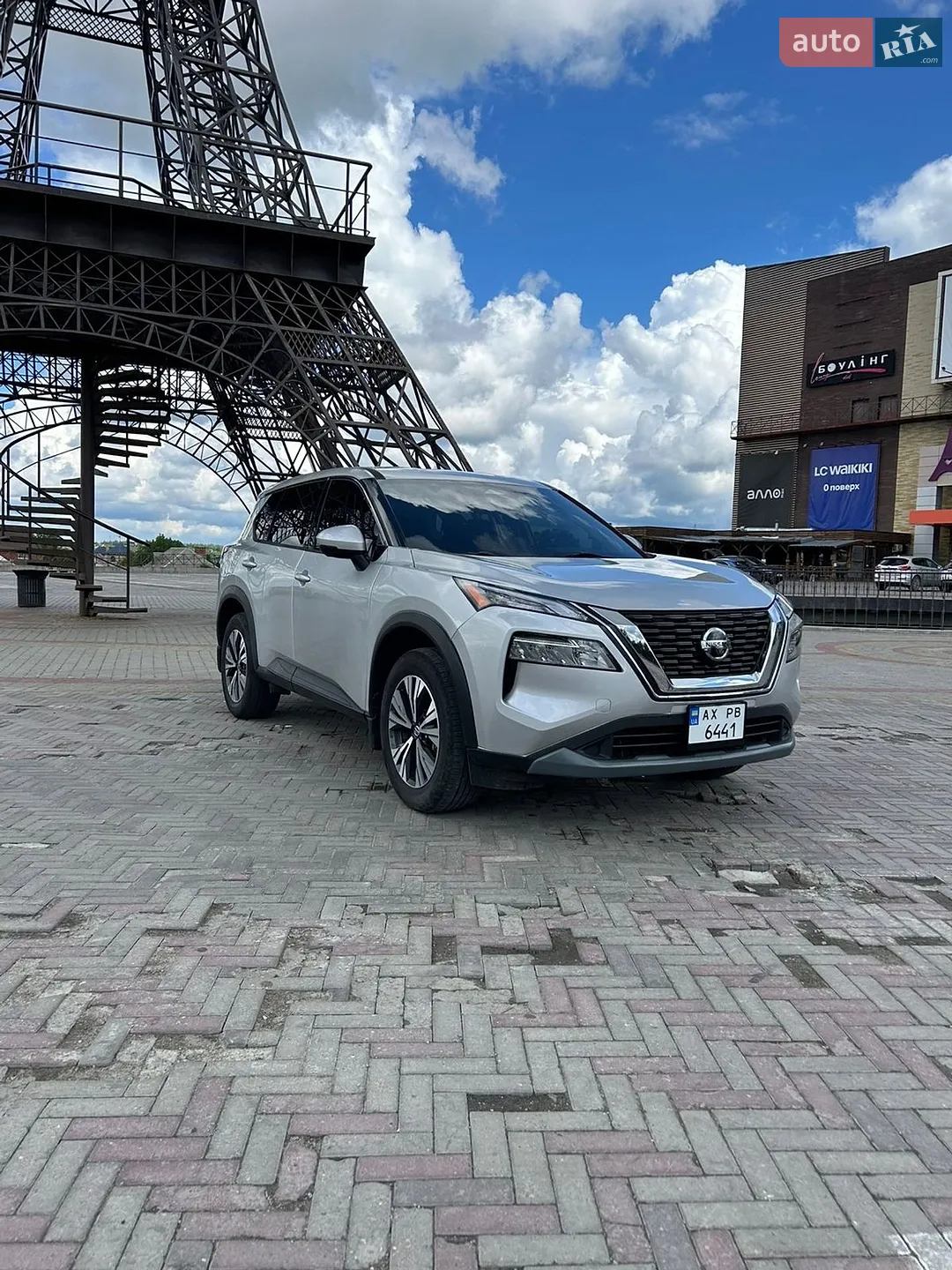 2021 Nissan Rogue - мініатюра 2