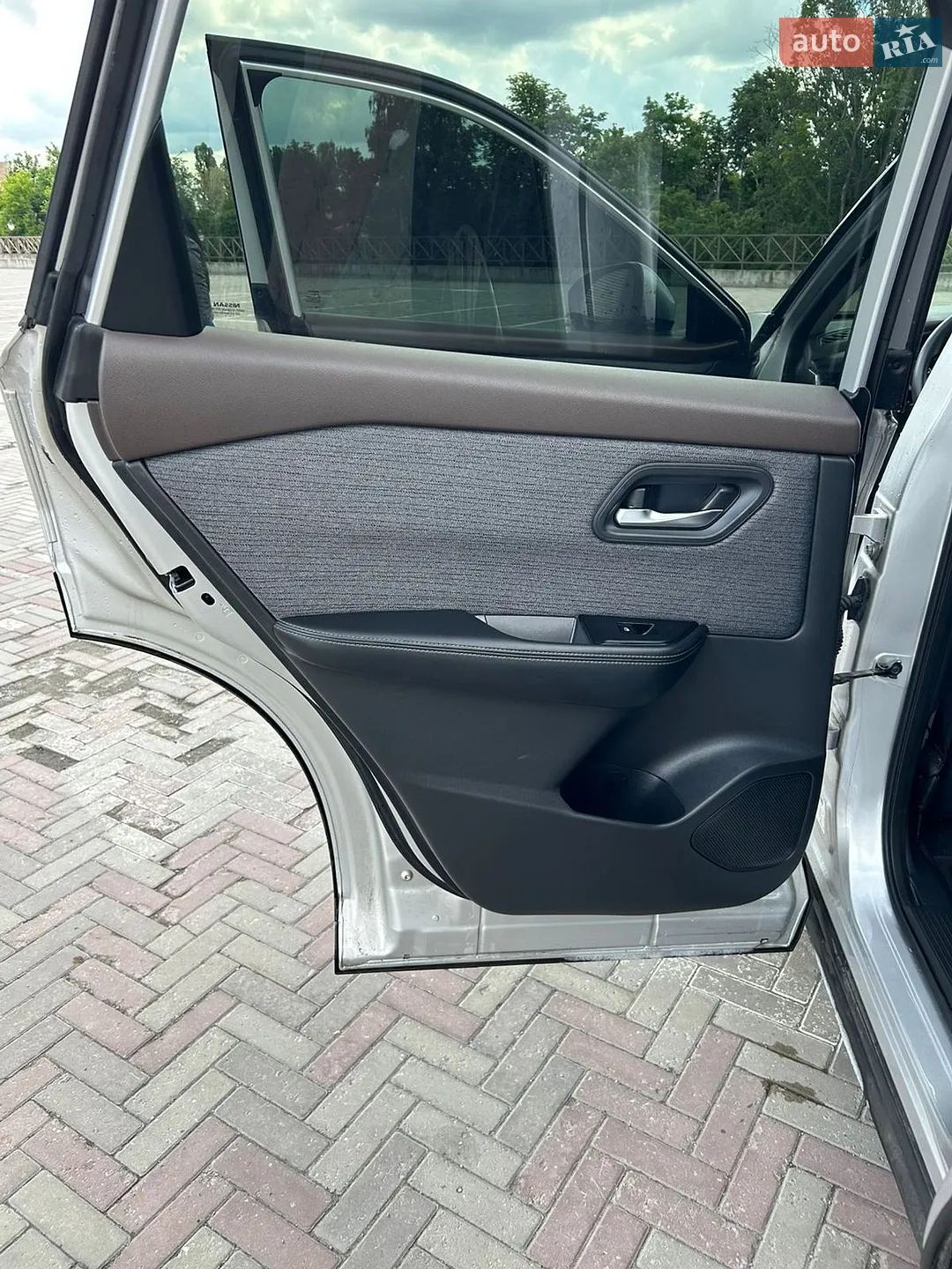 2021 Nissan Rogue - мініатюра 13