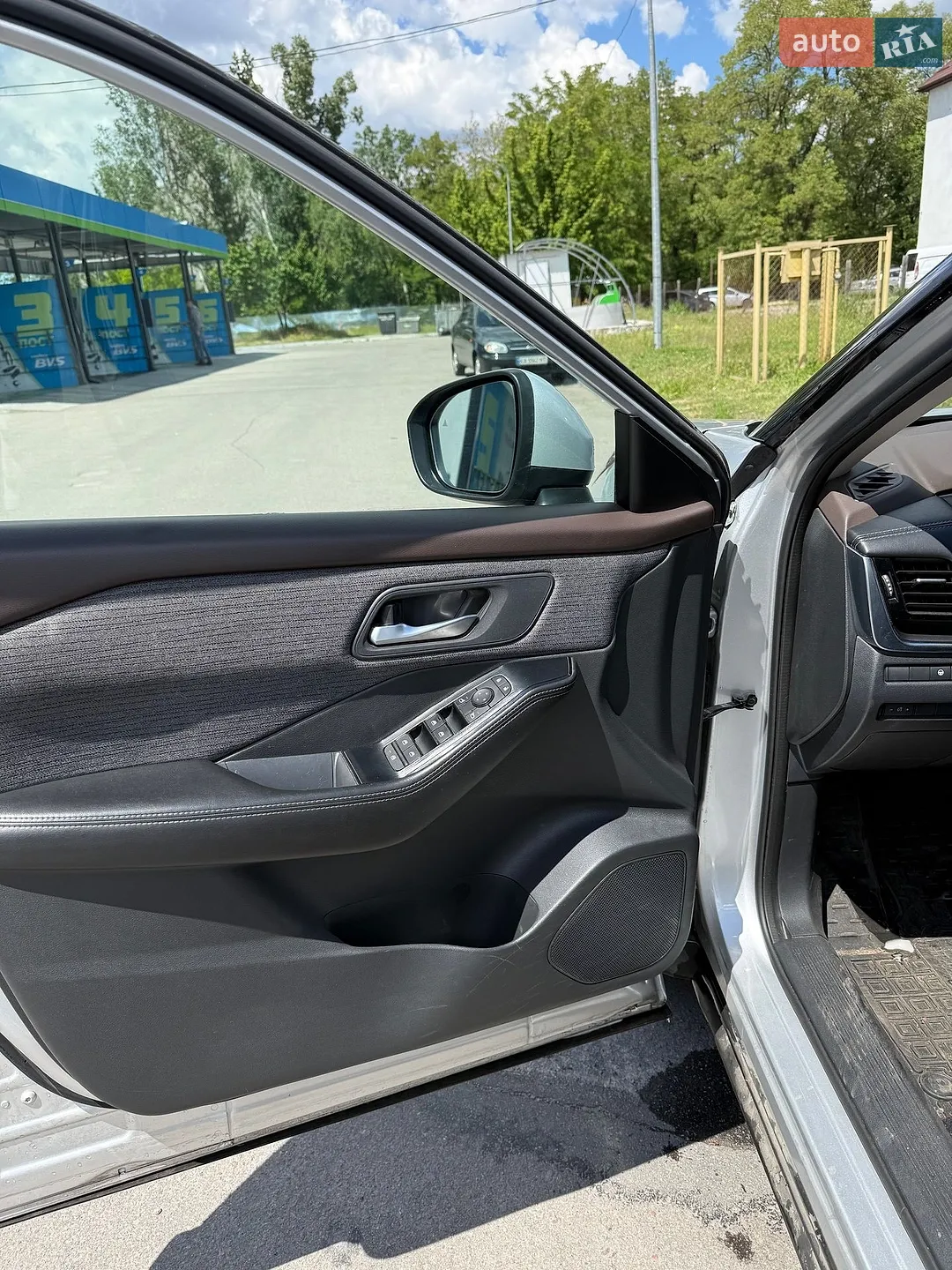 2021 Nissan Rogue - мініатюра 24