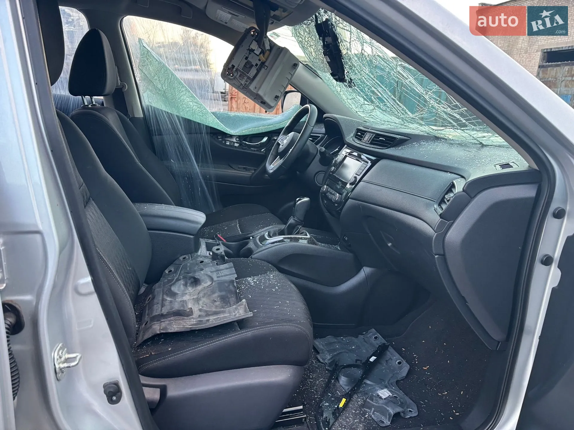 2020 Nissan Rogue - мініатюра 16